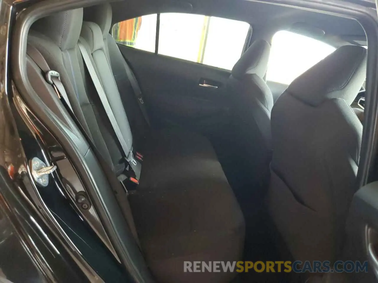 10 fotografías del automóvil dañado 5YFS4MCE9MP085704 TOYOTA COROLLA 2021
