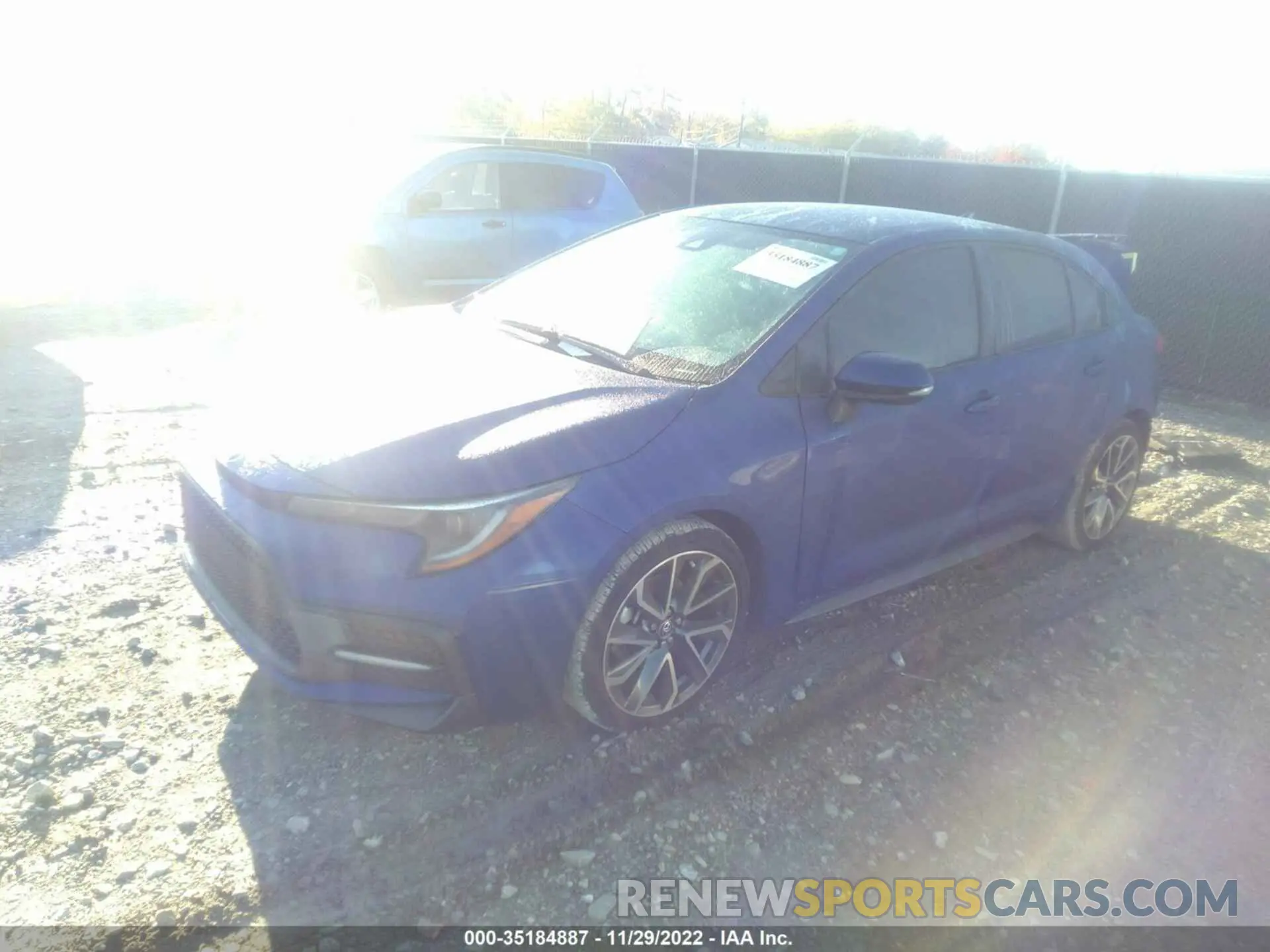 2 fotografías del automóvil dañado 5YFS4MCE9MP092510 TOYOTA COROLLA 2021