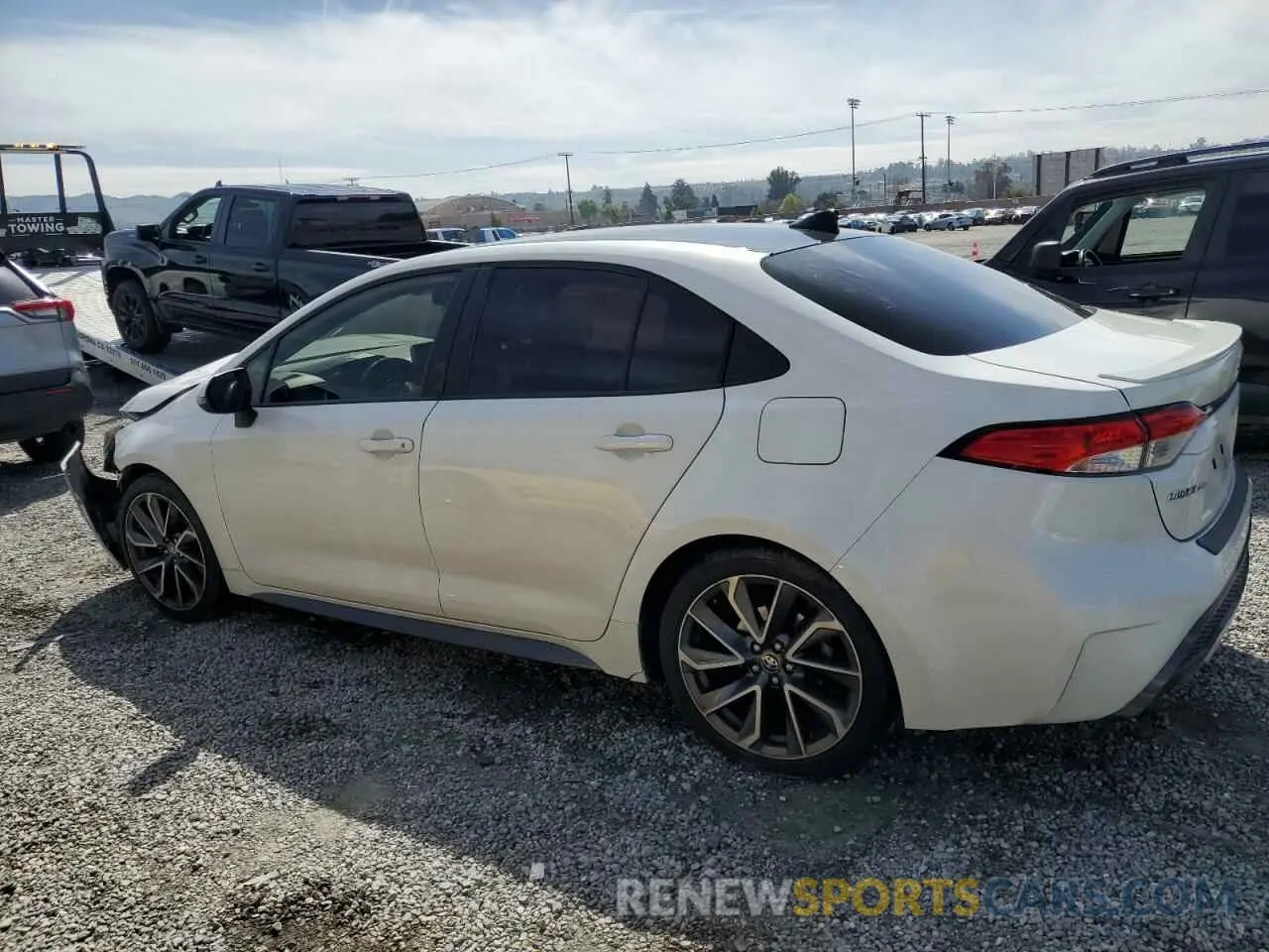 2 fotografías del automóvil dañado 5YFS4MCEXMP072900 TOYOTA COROLLA 2021