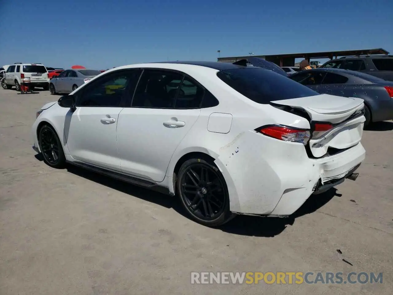 2 fotografías del automóvil dañado 5YFS4MCEXMP073612 TOYOTA COROLLA 2021