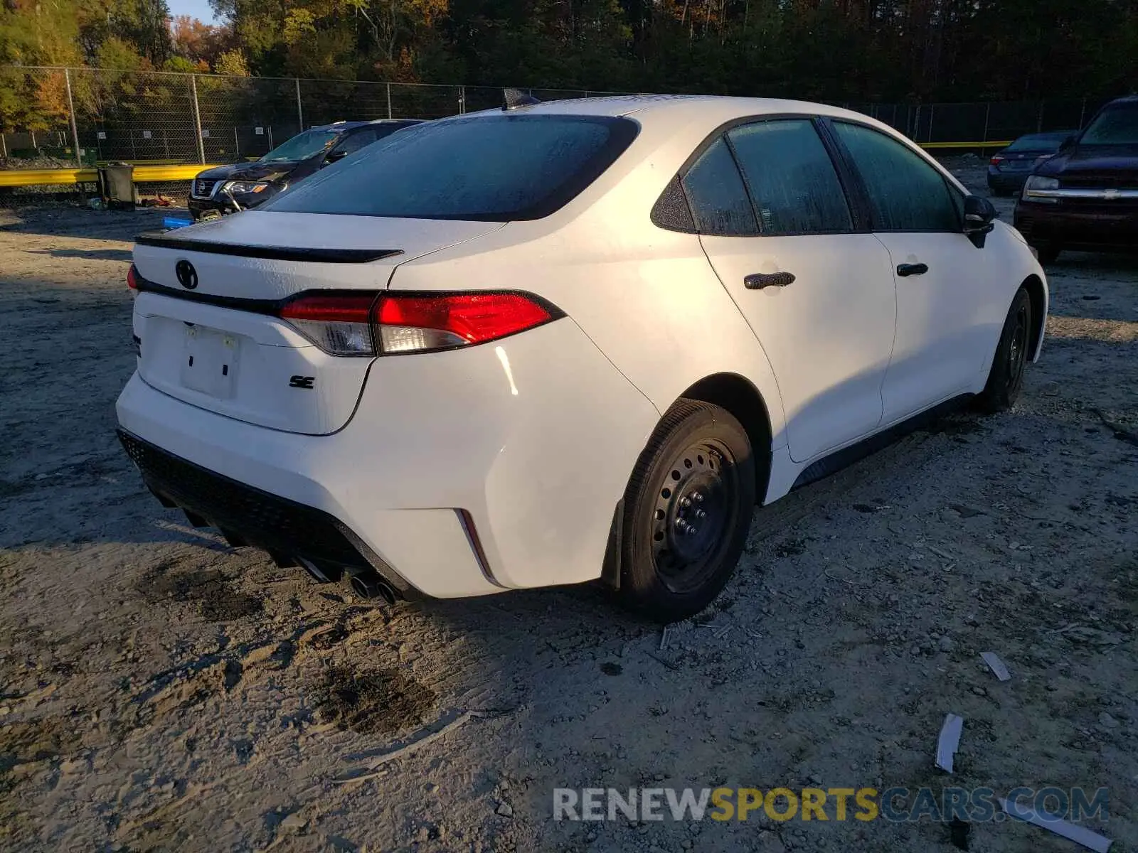 4 fotografías del automóvil dañado 5YFS4MCEXMP076557 TOYOTA COROLLA 2021