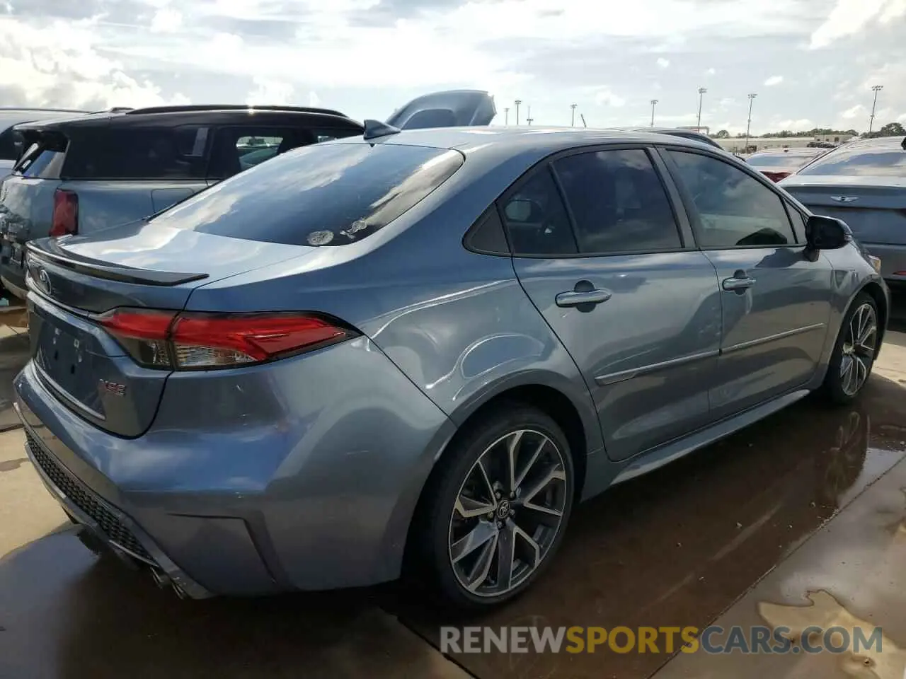 3 fotografías del automóvil dañado 5YFT4MCE0MP059576 TOYOTA COROLLA 2021