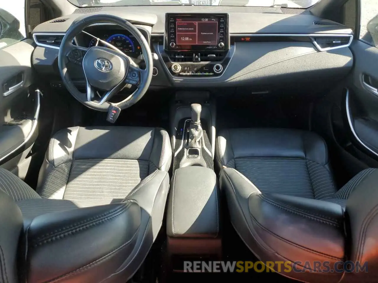 8 fotografías del automóvil dañado 5YFT4MCE4MP093777 TOYOTA COROLLA 2021