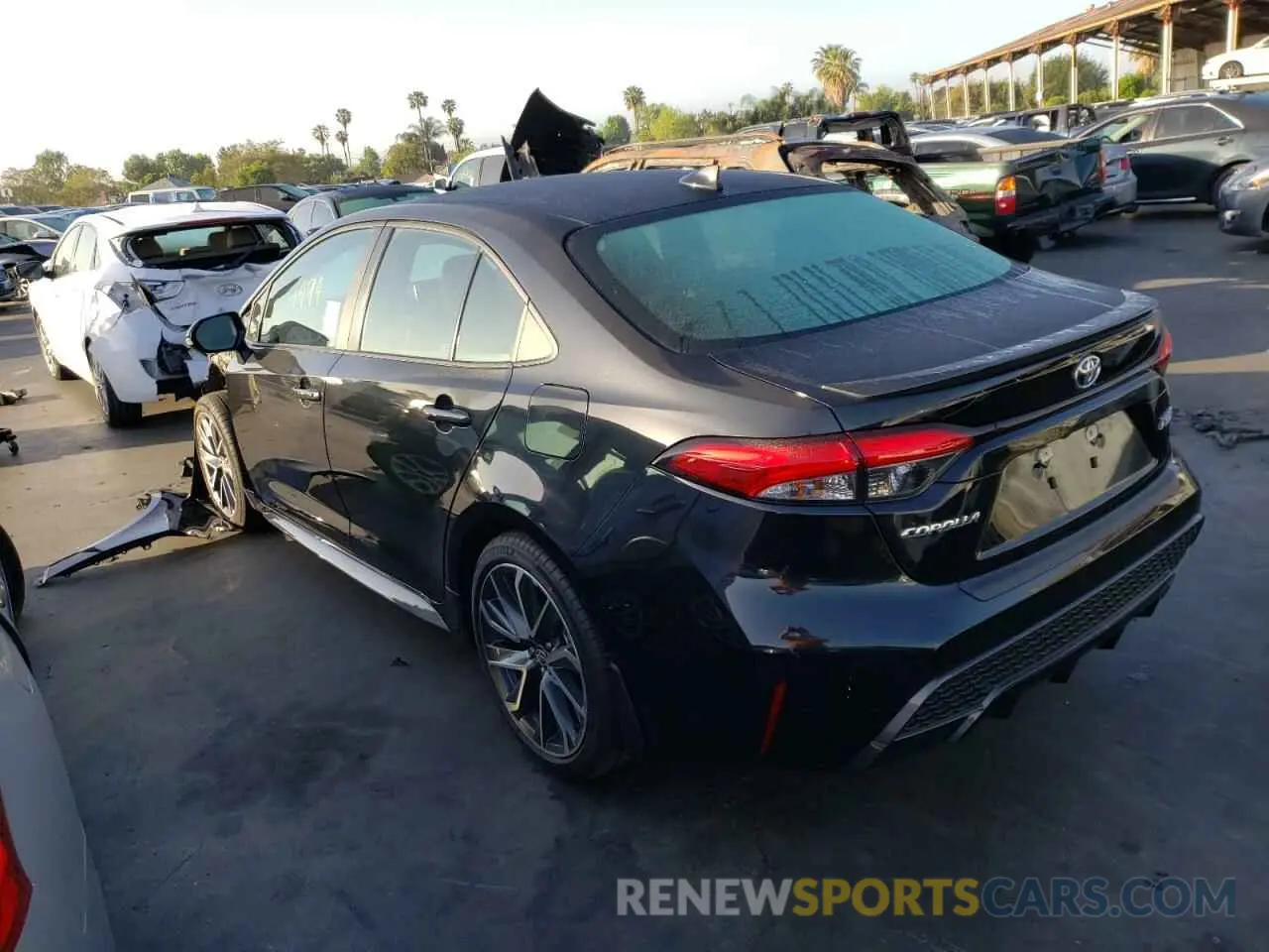 3 fotografías del automóvil dañado 5YFT4MCE5MP065244 TOYOTA COROLLA 2021