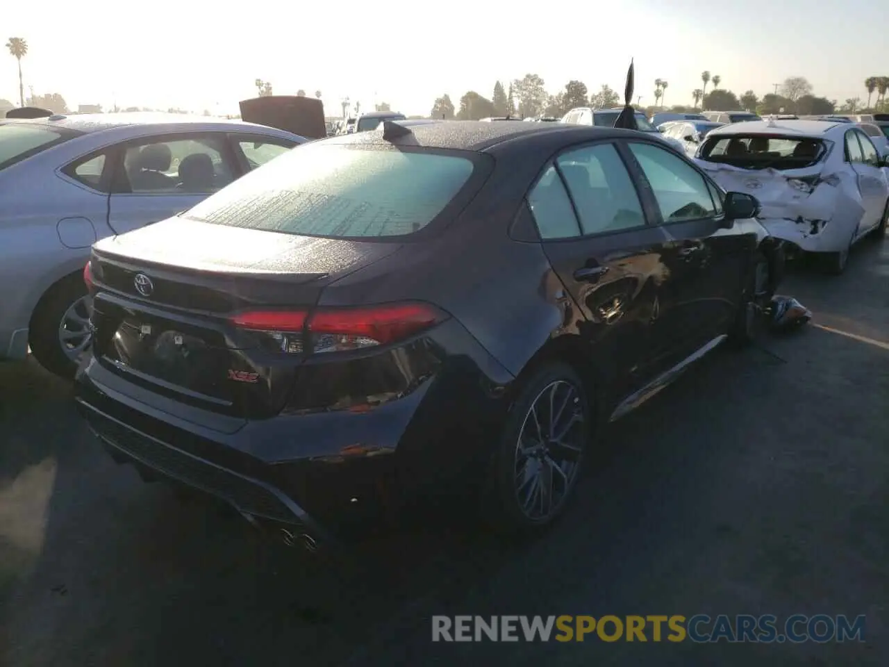 4 fotografías del automóvil dañado 5YFT4MCE5MP065244 TOYOTA COROLLA 2021