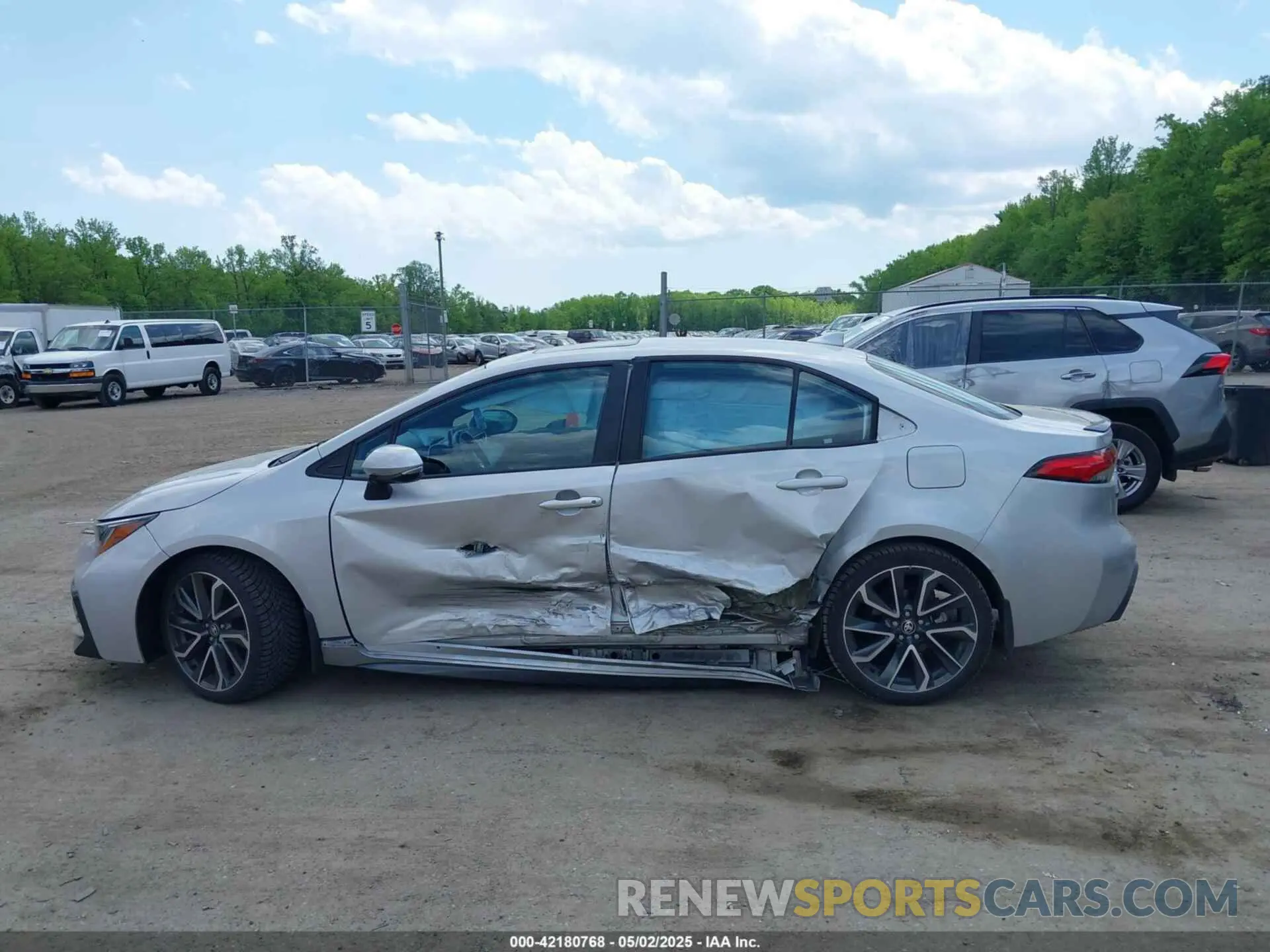 14 fotografías del automóvil dañado 5YFT4MCE5MP093545 TOYOTA COROLLA 2021