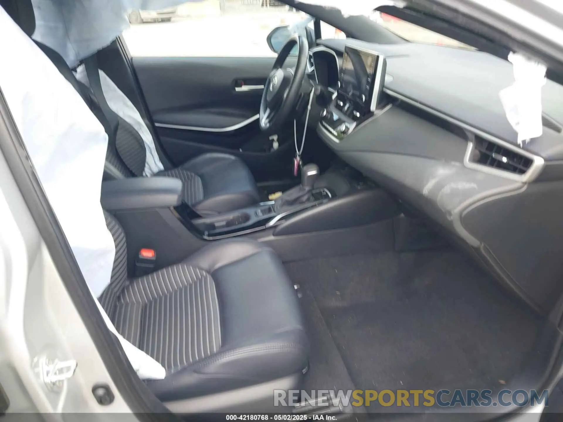 5 fotografías del automóvil dañado 5YFT4MCE5MP093545 TOYOTA COROLLA 2021