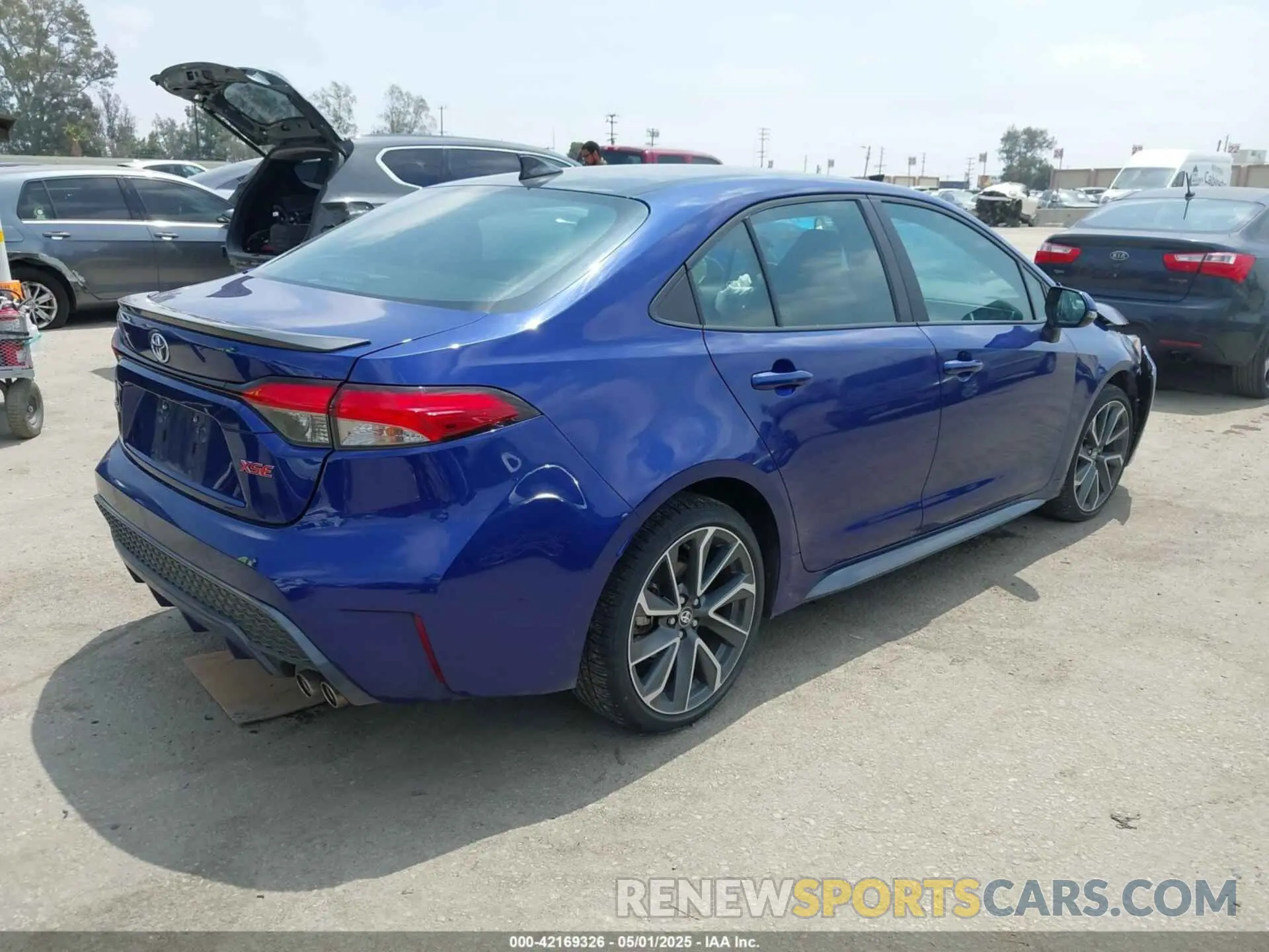 4 fotografías del automóvil dañado 5YFT4MCE5MP093867 TOYOTA COROLLA 2021