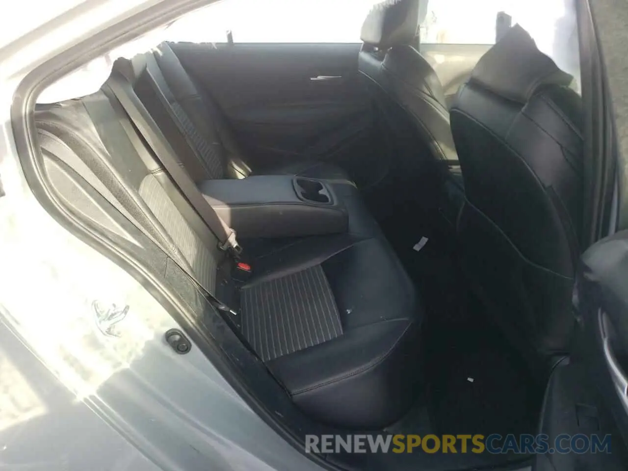 6 fotografías del automóvil dañado 5YFT4MCE8MP089604 TOYOTA COROLLA 2021