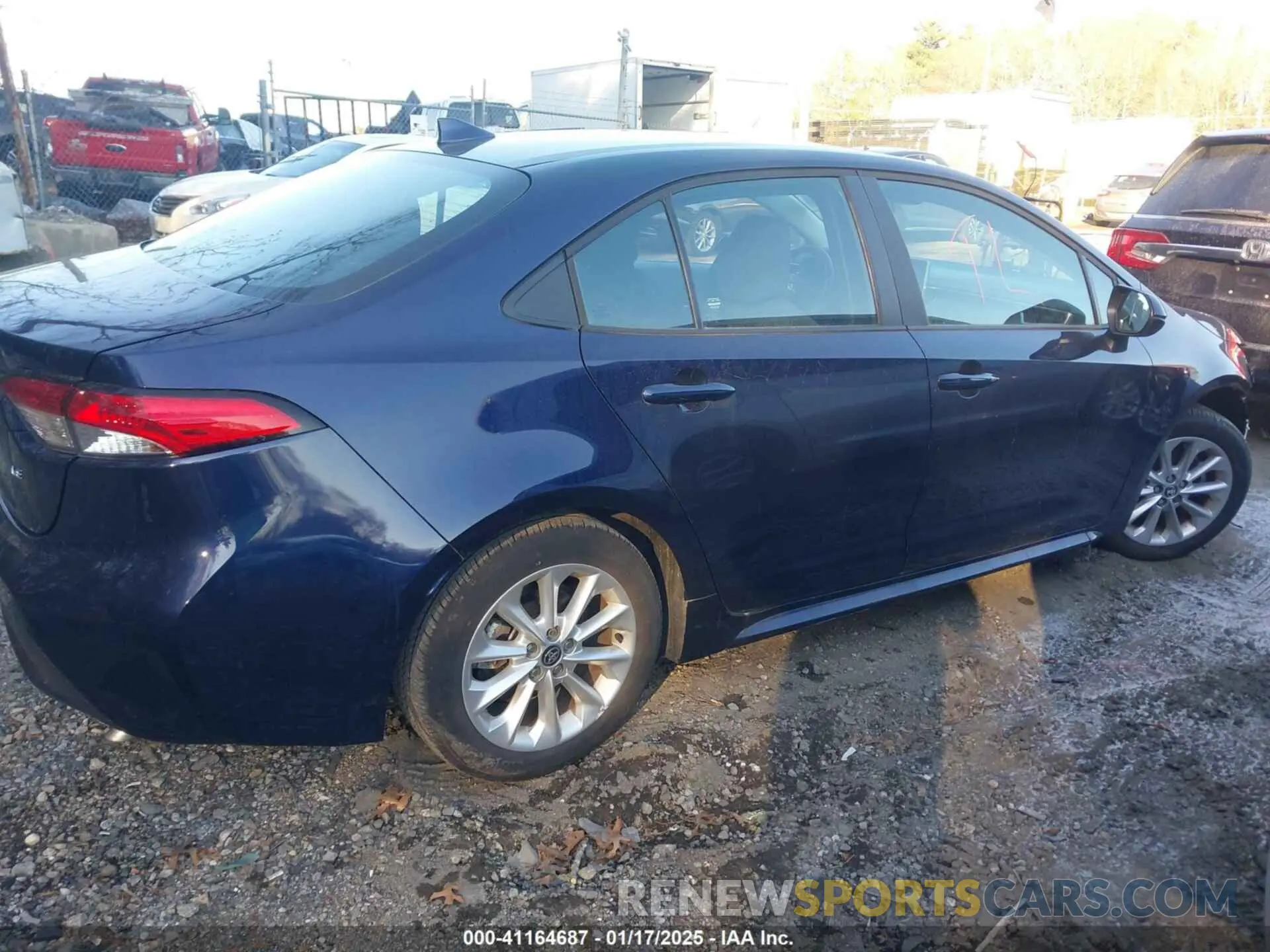 14 fotografías del automóvil dañado 5YFVPMAE2MP252122 TOYOTA COROLLA 2021