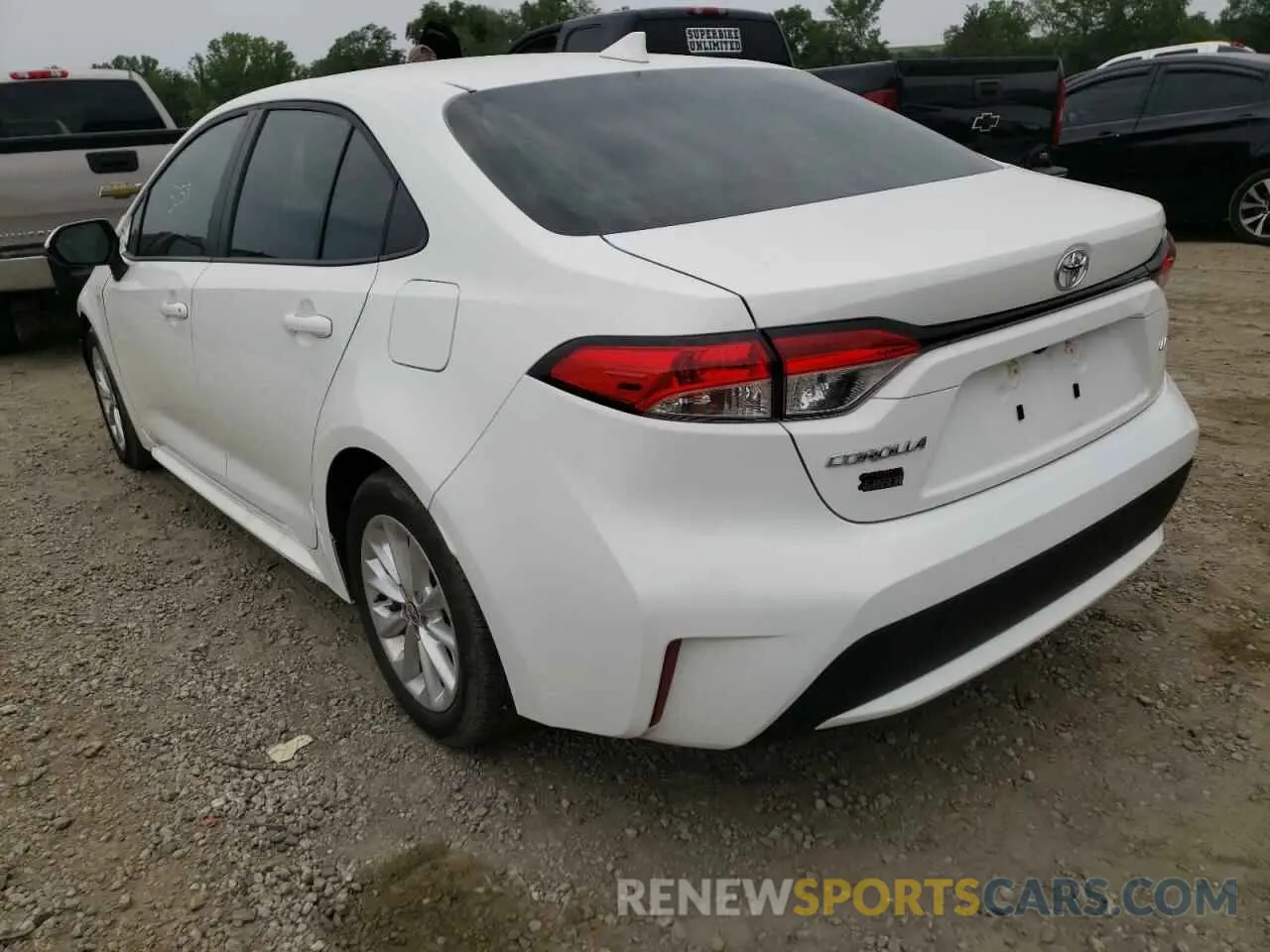 3 fotografías del automóvil dañado 5YFVPMAE2MP256560 TOYOTA COROLLA 2021