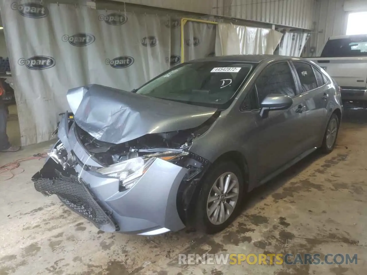 2 fotografías del automóvil dañado 5YFVPMAE5MP268038 TOYOTA COROLLA 2021