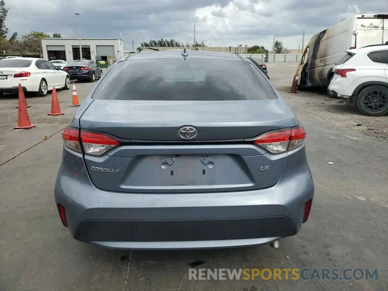 6 fotografías del automóvil dañado 5YFVPMAE7MP205734 TOYOTA COROLLA 2021