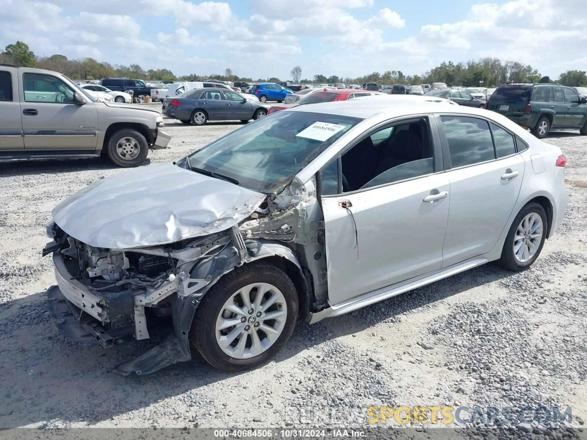 2 fotografías del automóvil dañado 5YFVPMAE7MP224204 TOYOTA COROLLA 2021