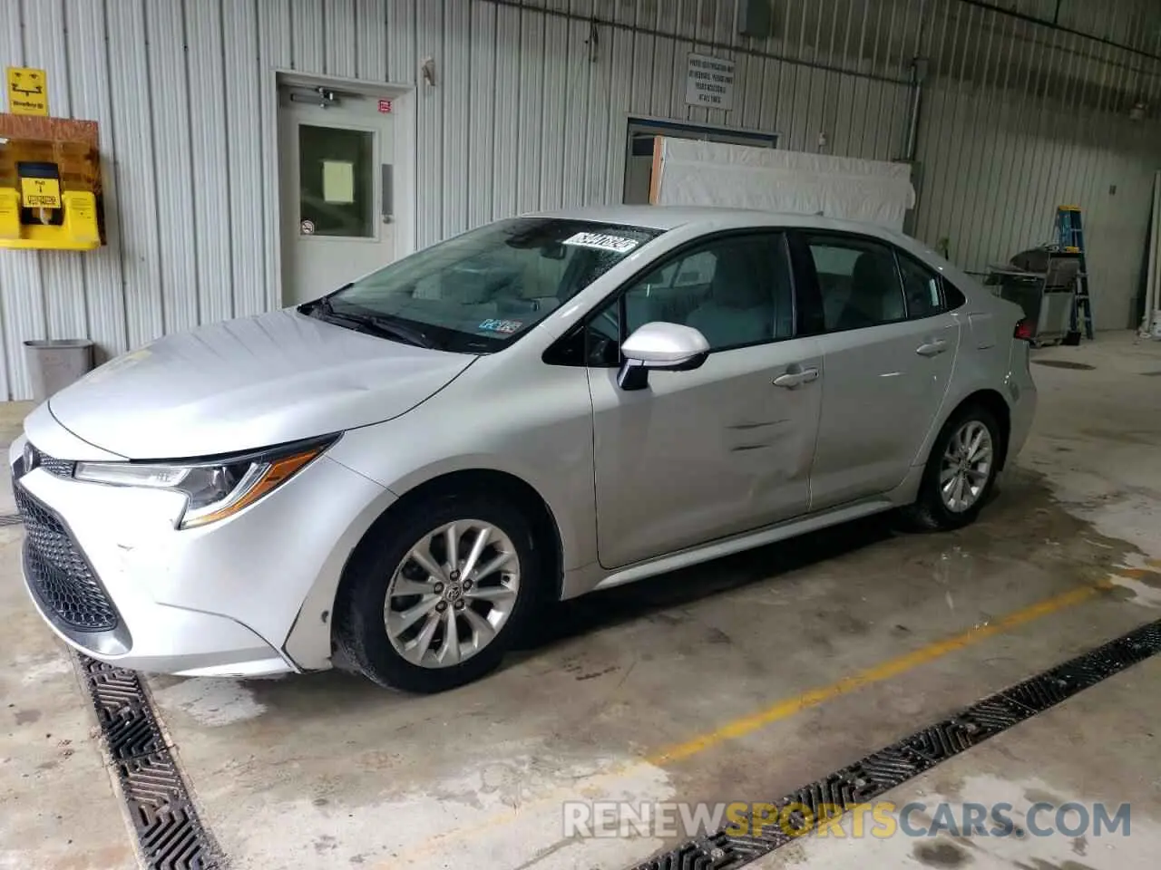 1 fotografías del automóvil dañado 5YFVPMAE7MP238216 TOYOTA COROLLA 2021