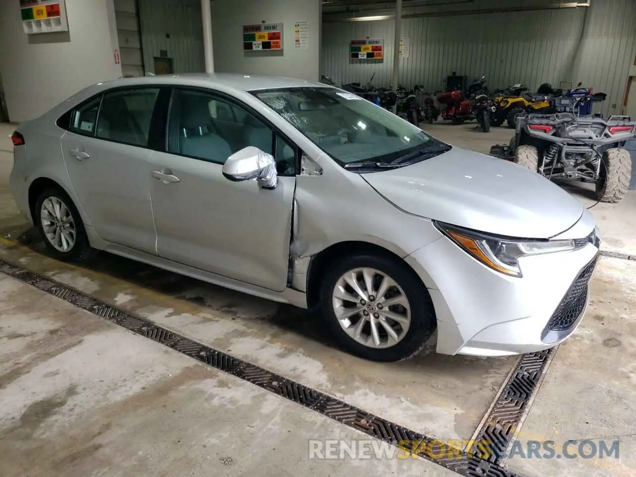 4 fotografías del automóvil dañado 5YFVPMAE7MP238216 TOYOTA COROLLA 2021