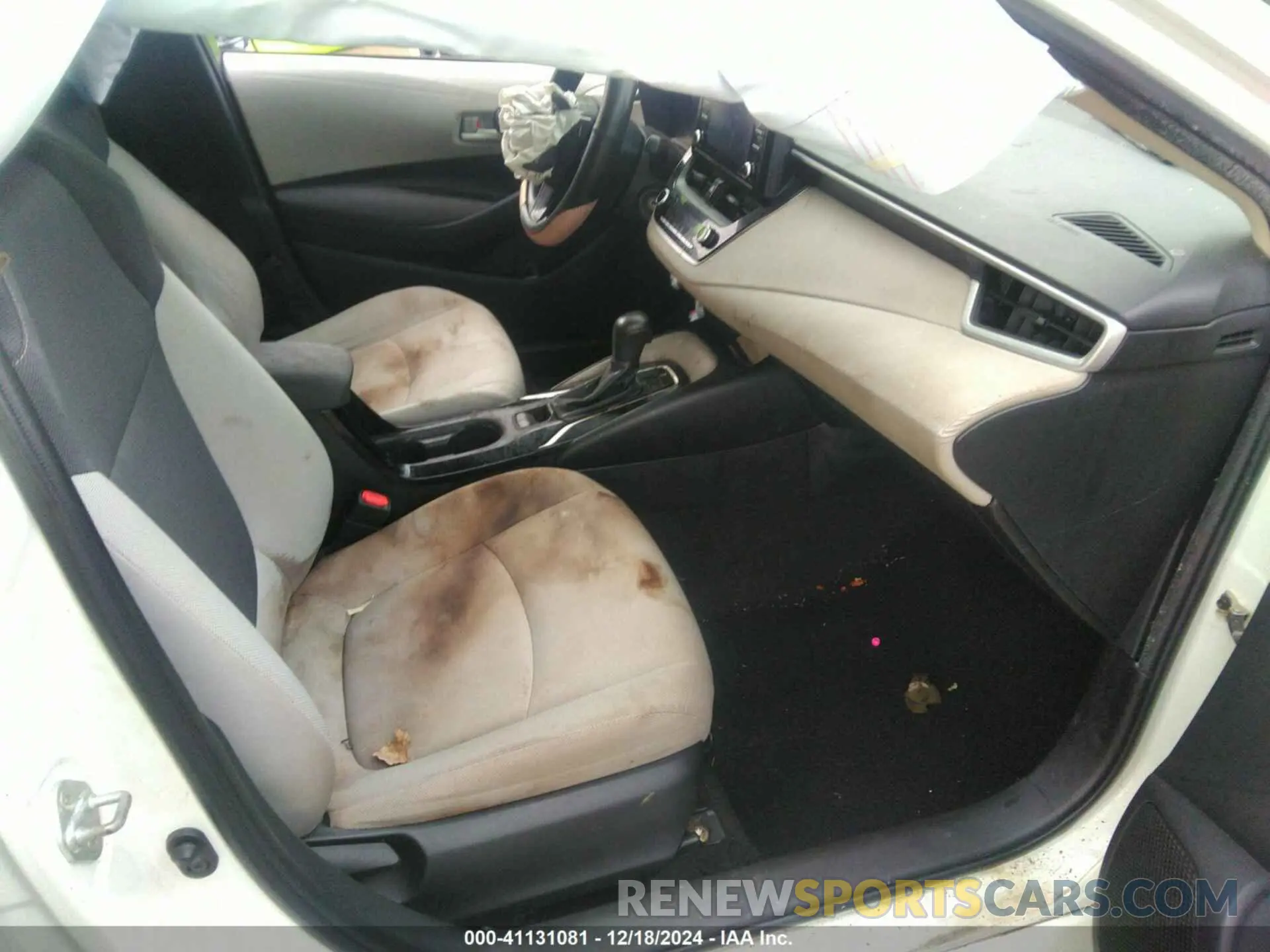 5 fotografías del automóvil dañado JTDDPMAEXMJ171496 TOYOTA COROLLA 2021