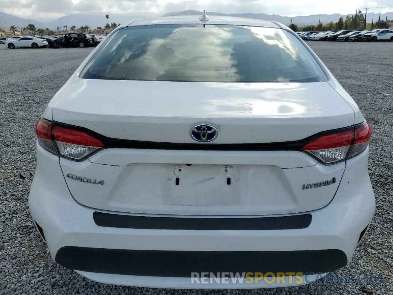 6 fotografías del automóvil dañado JTDEAMDE0MJ009040 TOYOTA COROLLA 2021