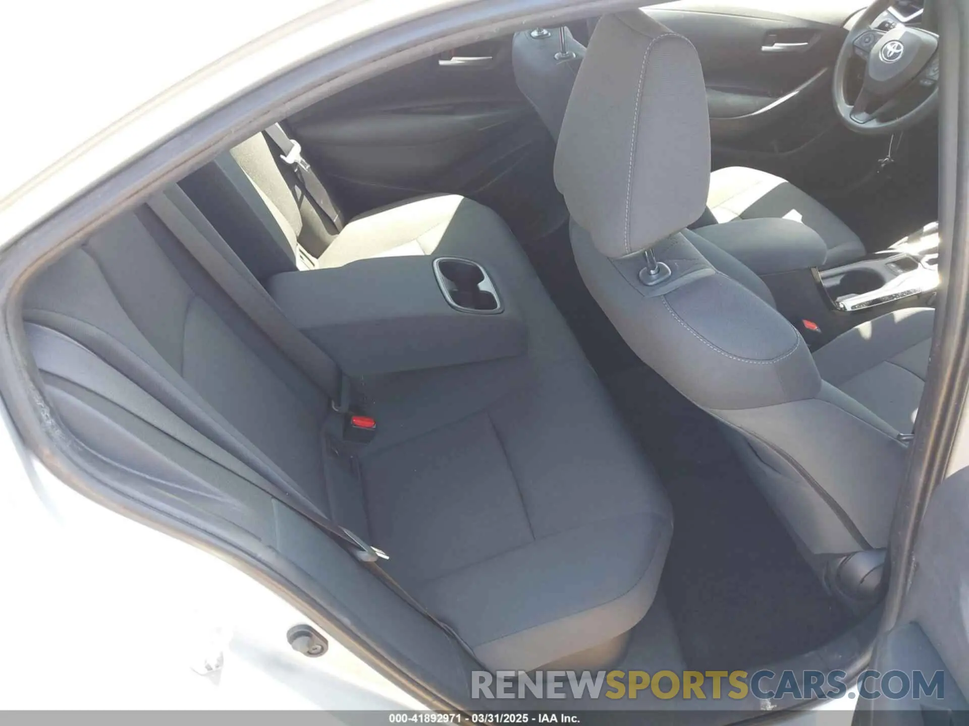 8 fotografías del automóvil dañado JTDEAMDE0MJ025075 TOYOTA COROLLA 2021