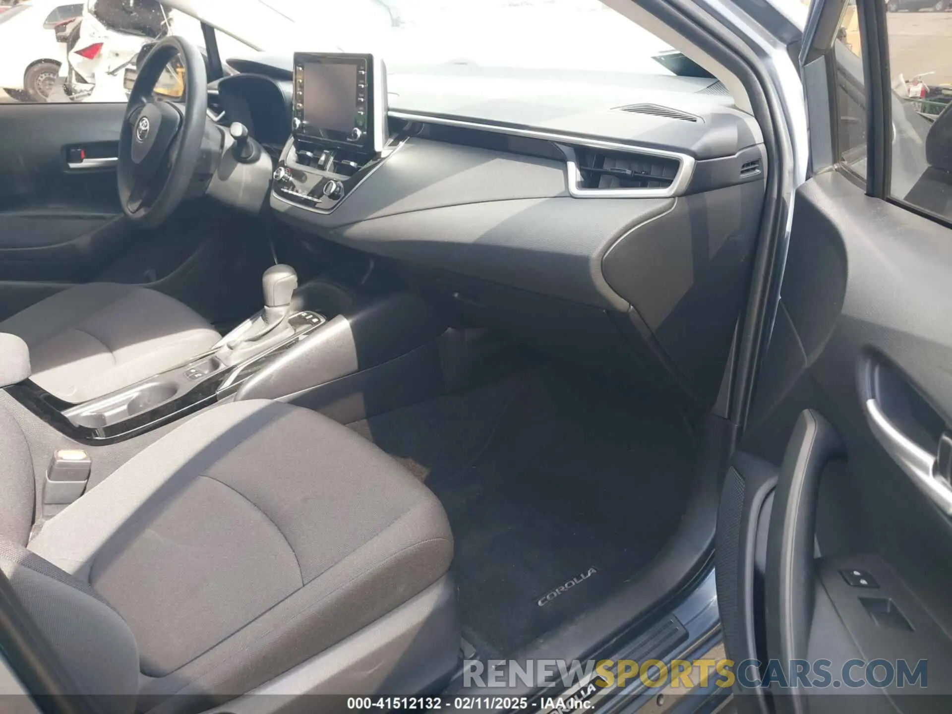 5 fotografías del automóvil dañado JTDEAMDE0MJ033029 TOYOTA COROLLA 2021
