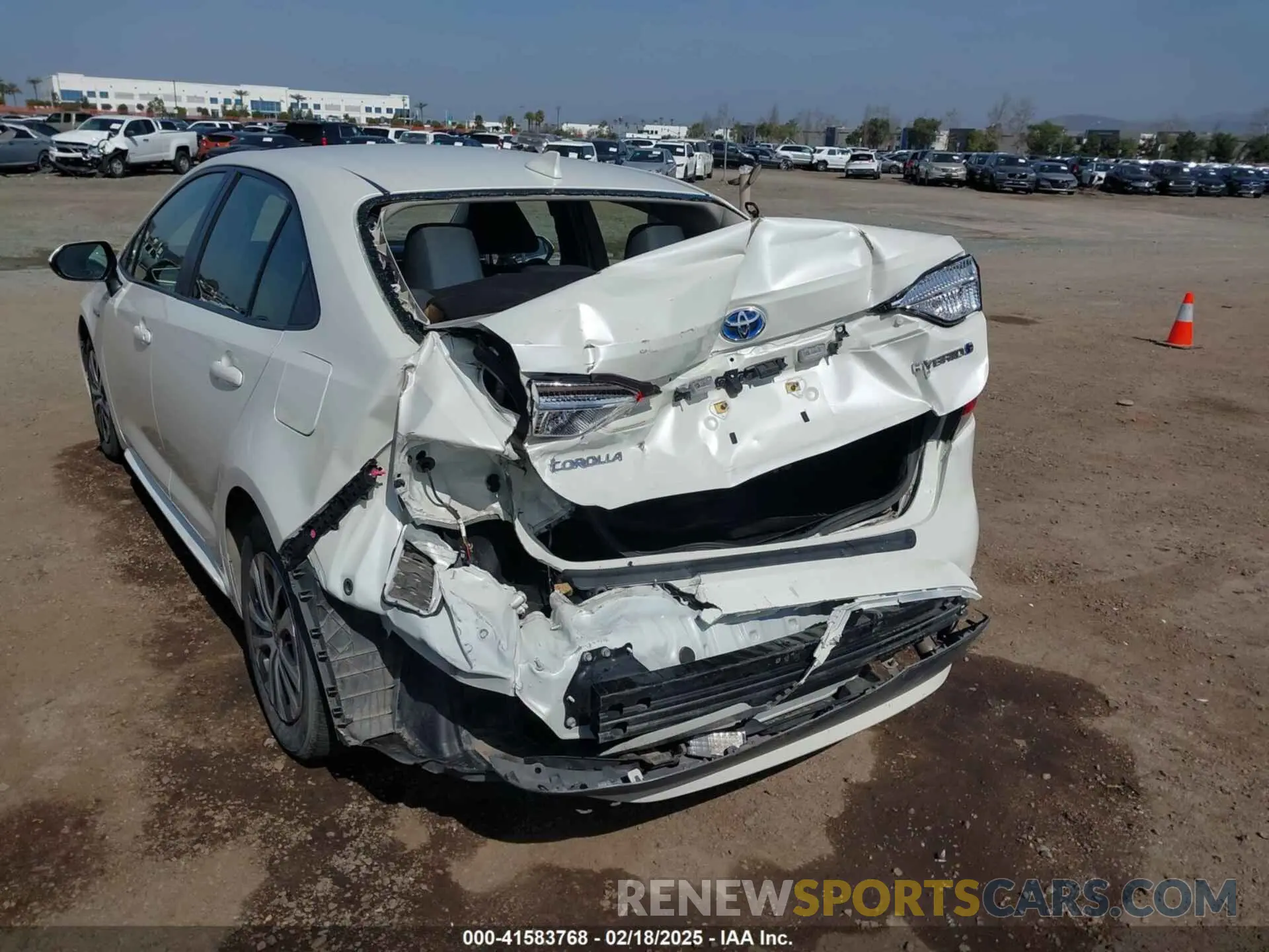 6 fotografías del automóvil dañado JTDEAMDE1MJ005000 TOYOTA COROLLA 2021