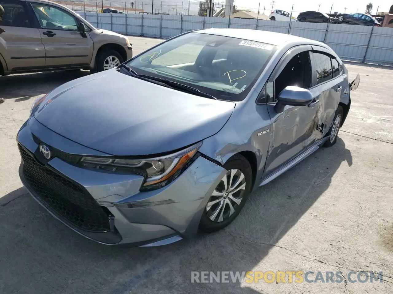 2 fotografías del automóvil dañado JTDEAMDE1MJ009144 TOYOTA COROLLA 2021