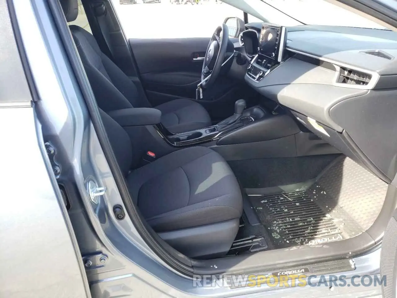 5 fotografías del automóvil dañado JTDEAMDE1MJ009144 TOYOTA COROLLA 2021