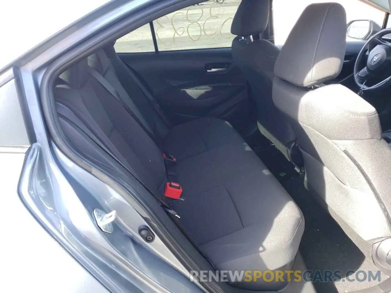 6 fotografías del automóvil dañado JTDEAMDE1MJ009144 TOYOTA COROLLA 2021