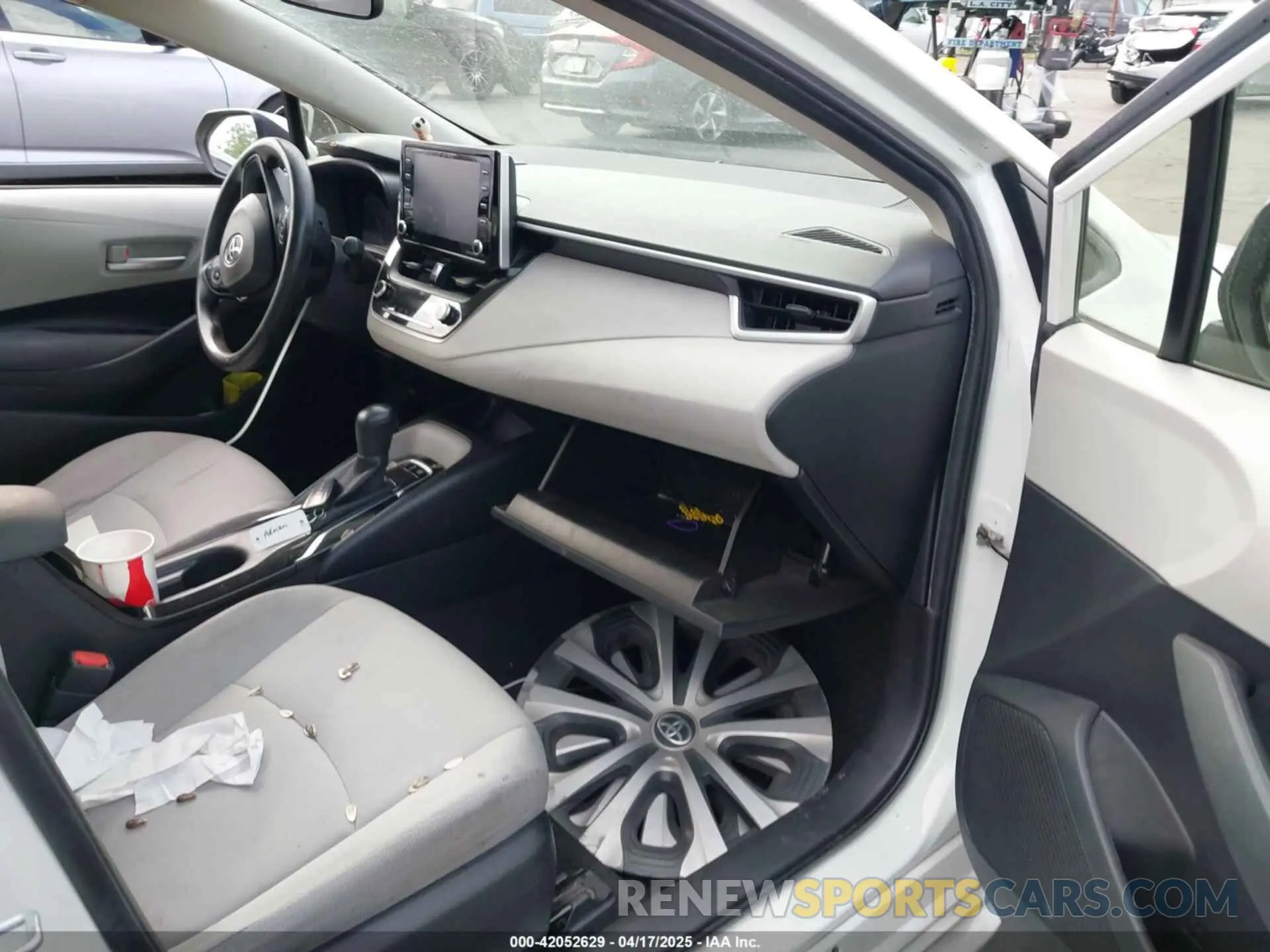 5 fotografías del automóvil dañado JTDEAMDE1MJ010374 TOYOTA COROLLA 2021