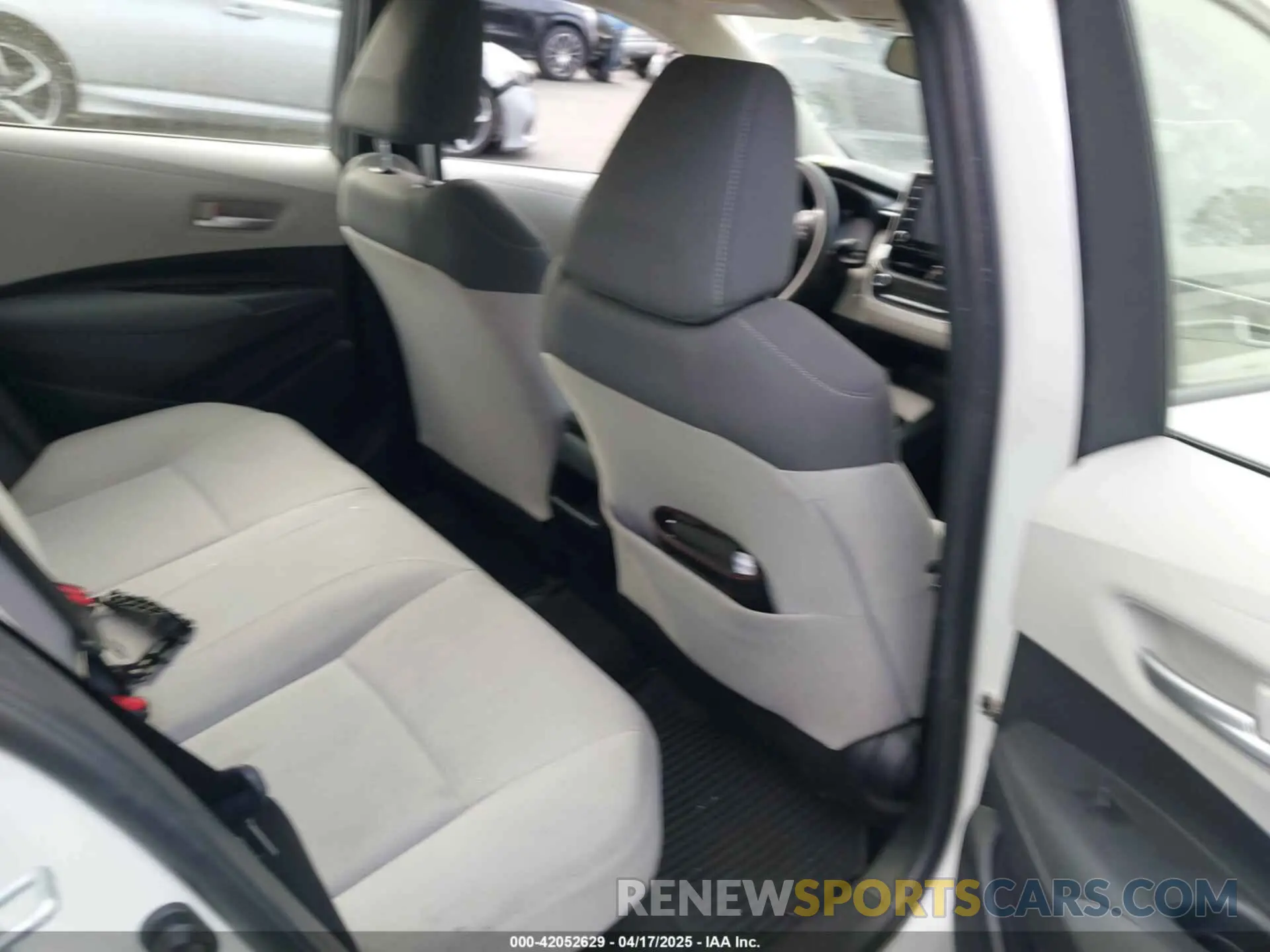 8 fotografías del automóvil dañado JTDEAMDE1MJ010374 TOYOTA COROLLA 2021