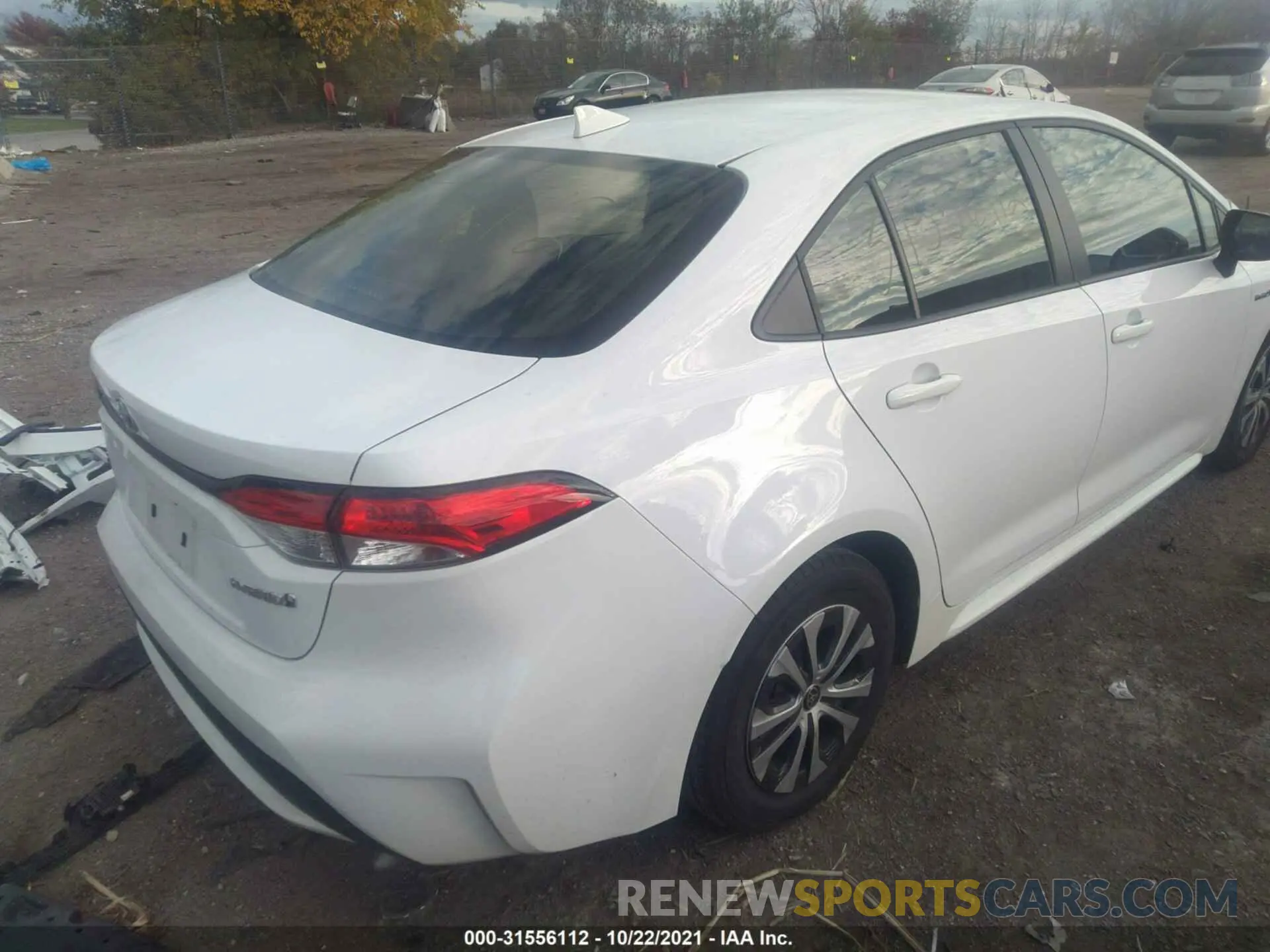 4 fotografías del automóvil dañado JTDEAMDE1MJ021133 TOYOTA COROLLA 2021