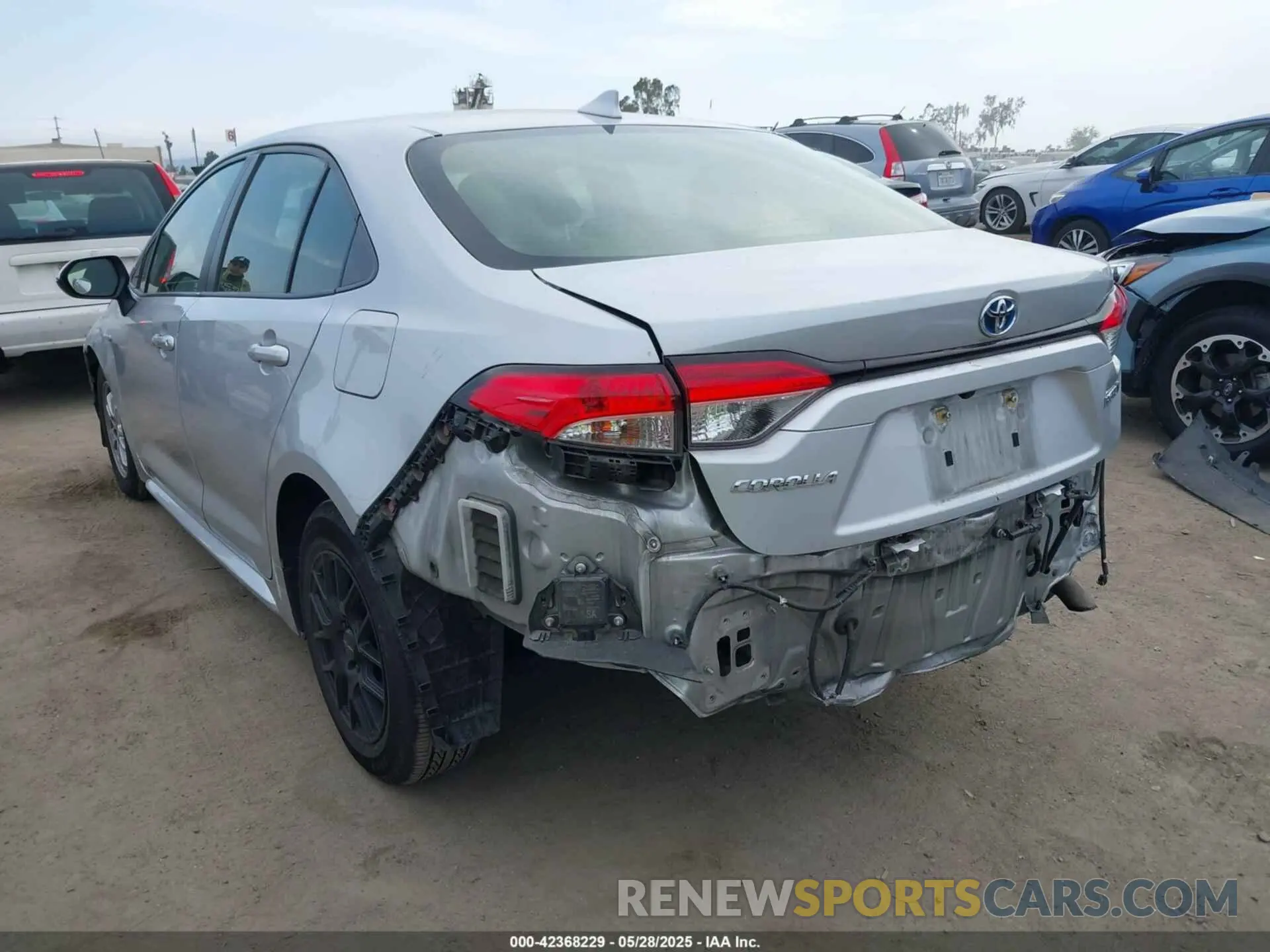 3 fotografías del automóvil dañado JTDEAMDE1MJ026932 TOYOTA COROLLA 2021