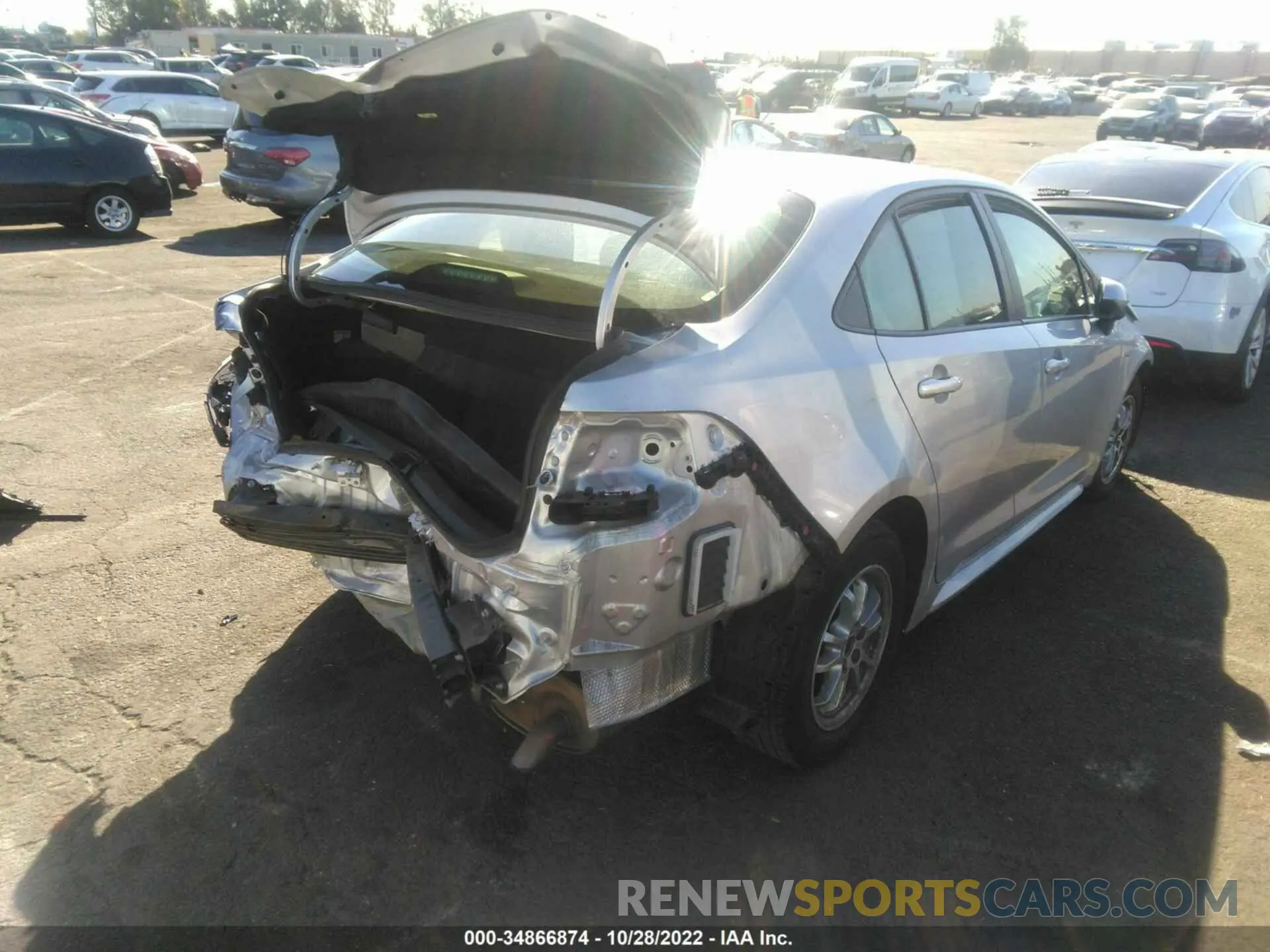 4 fotografías del automóvil dañado JTDEAMDE2MJ000145 TOYOTA COROLLA 2021