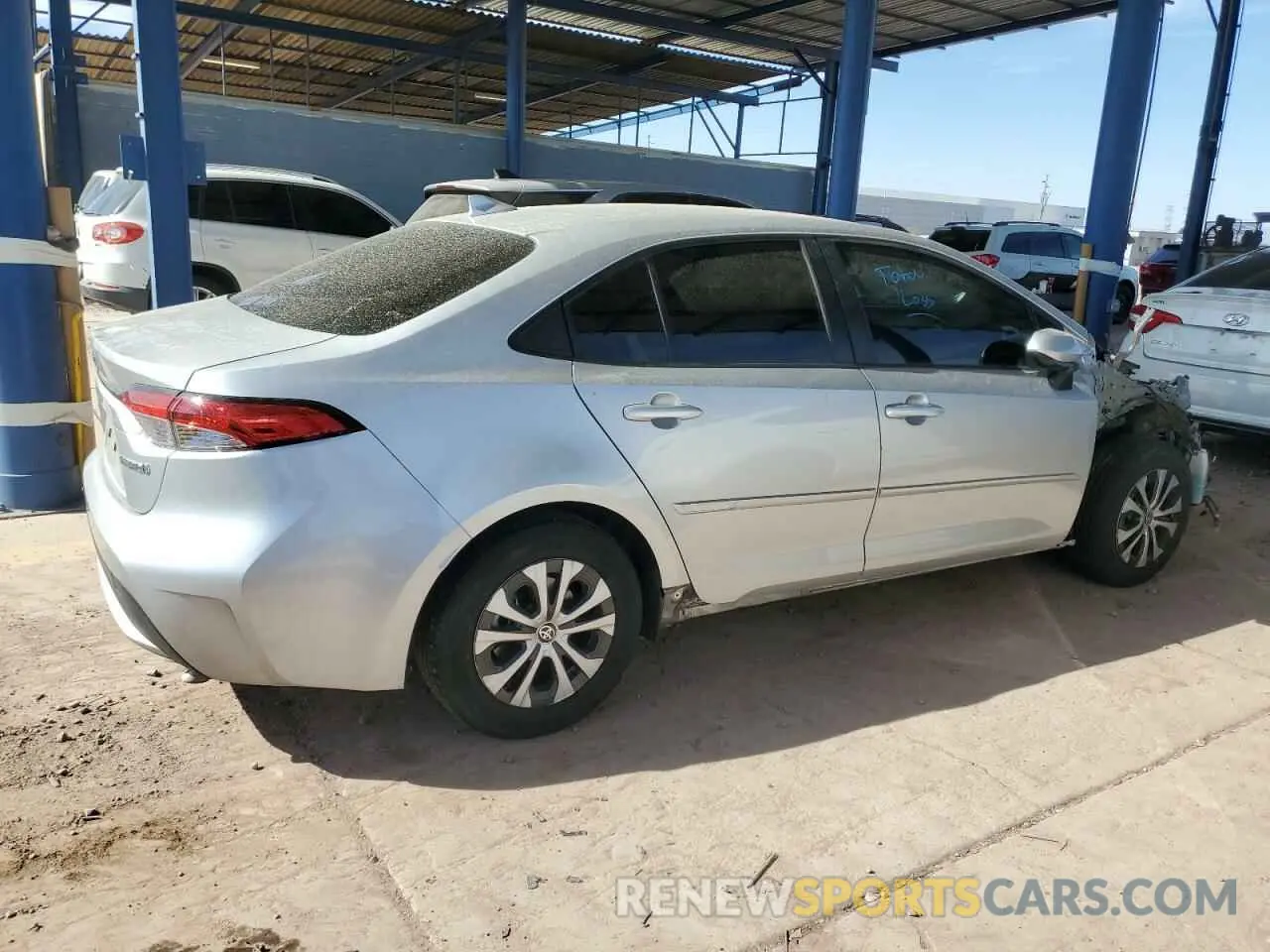 3 fotografías del automóvil dañado JTDEAMDE2MJ004888 TOYOTA COROLLA 2021