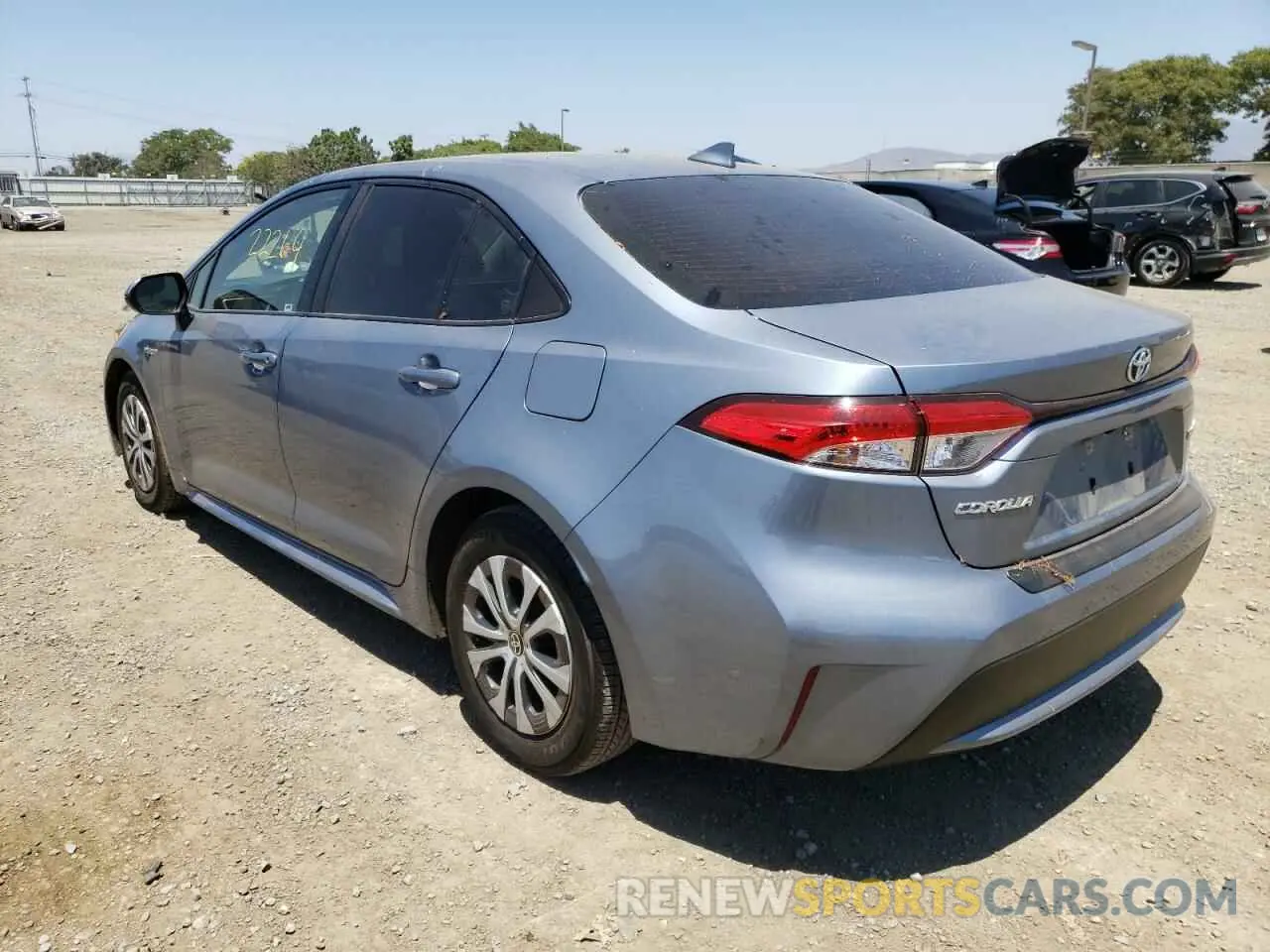 3 fotografías del automóvil dañado JTDEAMDE2MJ005846 TOYOTA COROLLA 2021