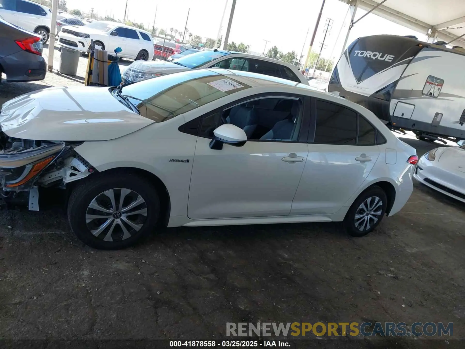 15 fotografías del automóvil dañado JTDEAMDE2MJ010982 TOYOTA COROLLA 2021