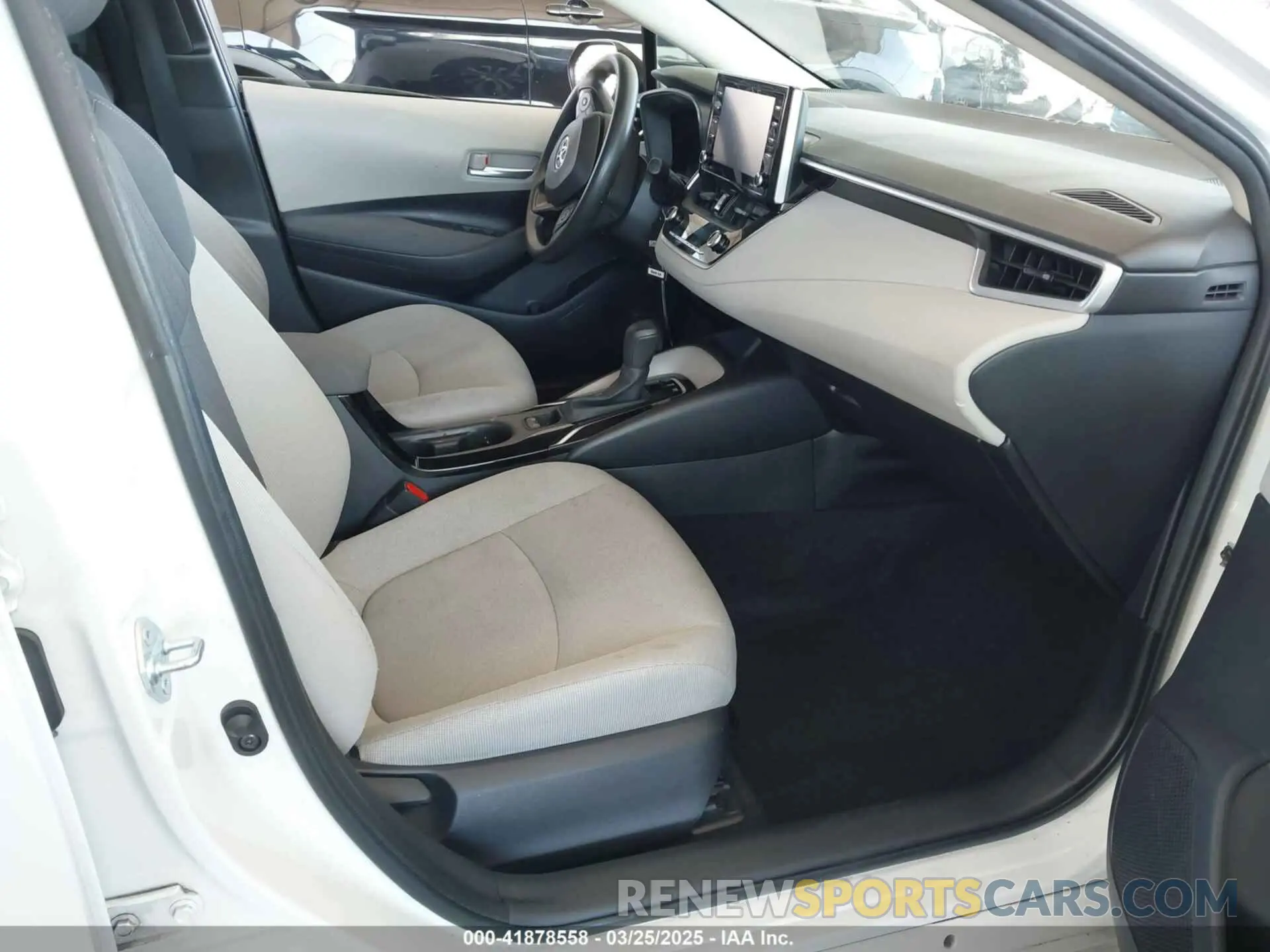 5 fotografías del automóvil dañado JTDEAMDE2MJ010982 TOYOTA COROLLA 2021