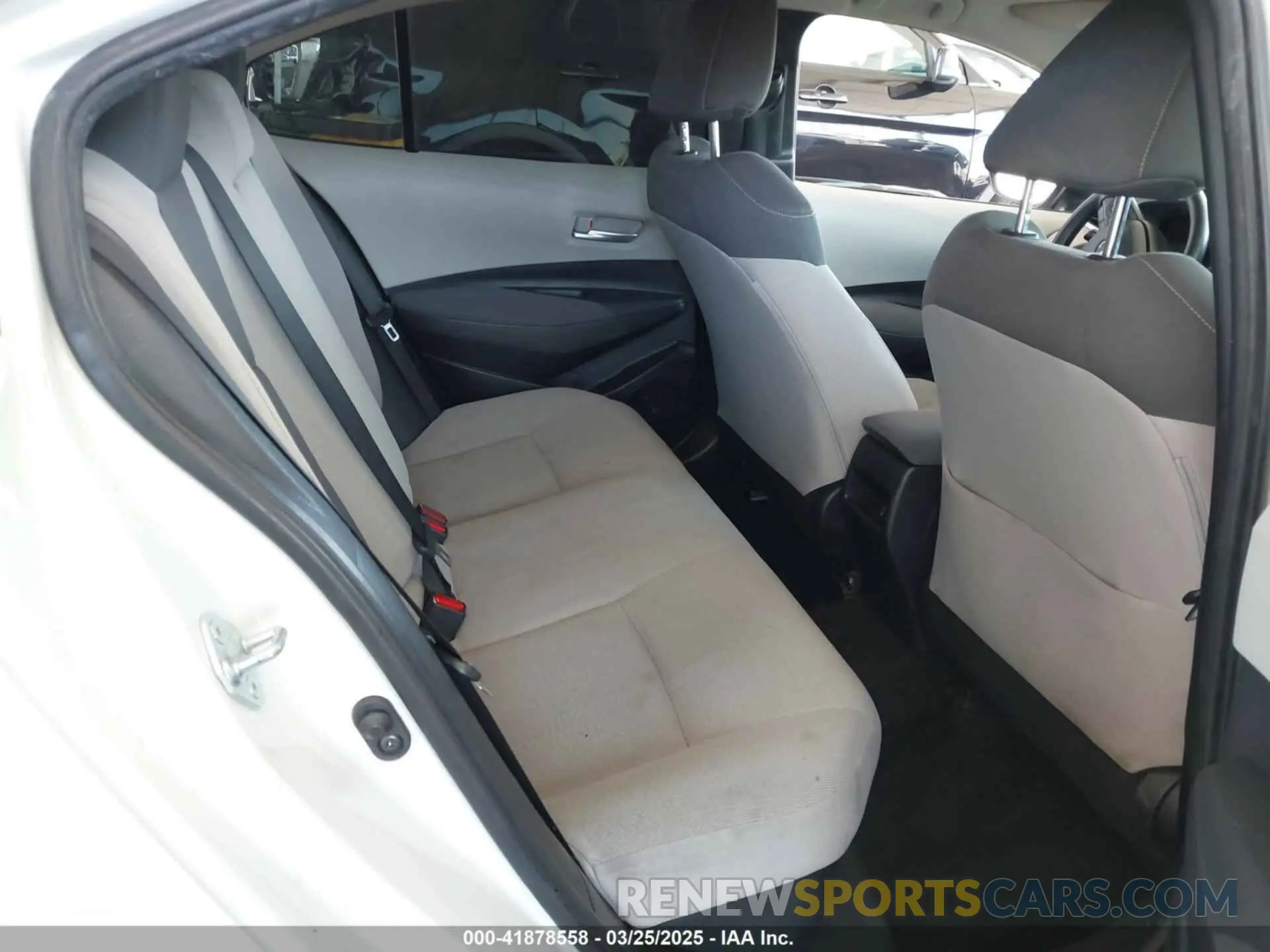 8 fotografías del automóvil dañado JTDEAMDE2MJ010982 TOYOTA COROLLA 2021