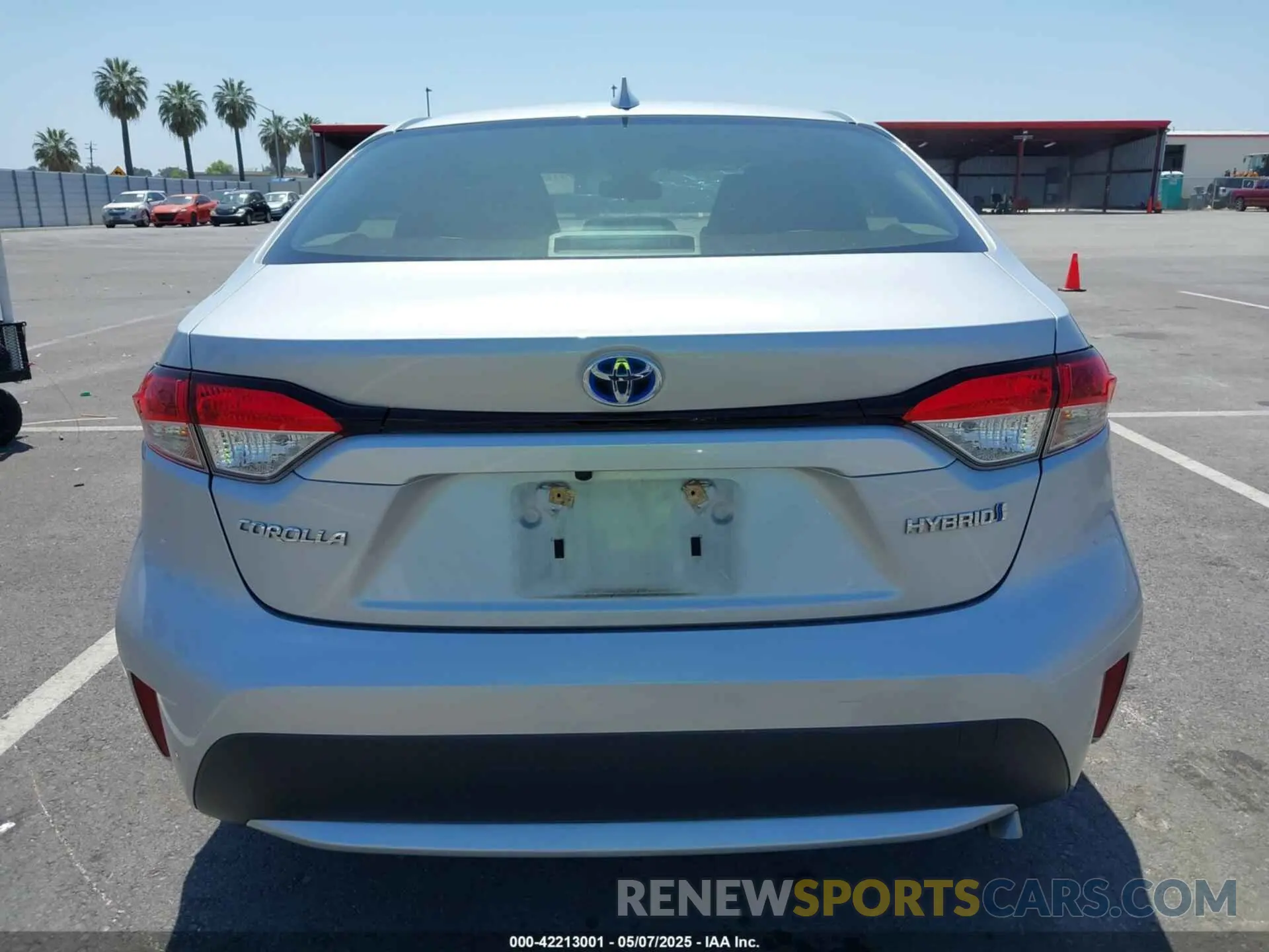 16 fotografías del automóvil dañado JTDEAMDE2MJ011078 TOYOTA COROLLA 2021
