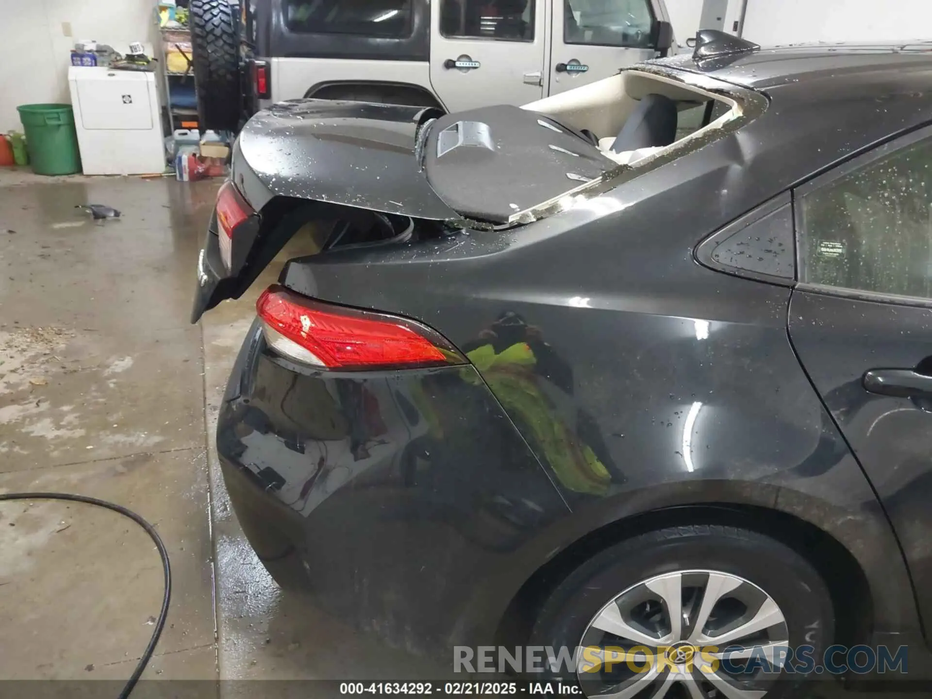 21 fotografías del automóvil dañado JTDEAMDE2MJ021142 TOYOTA COROLLA 2021