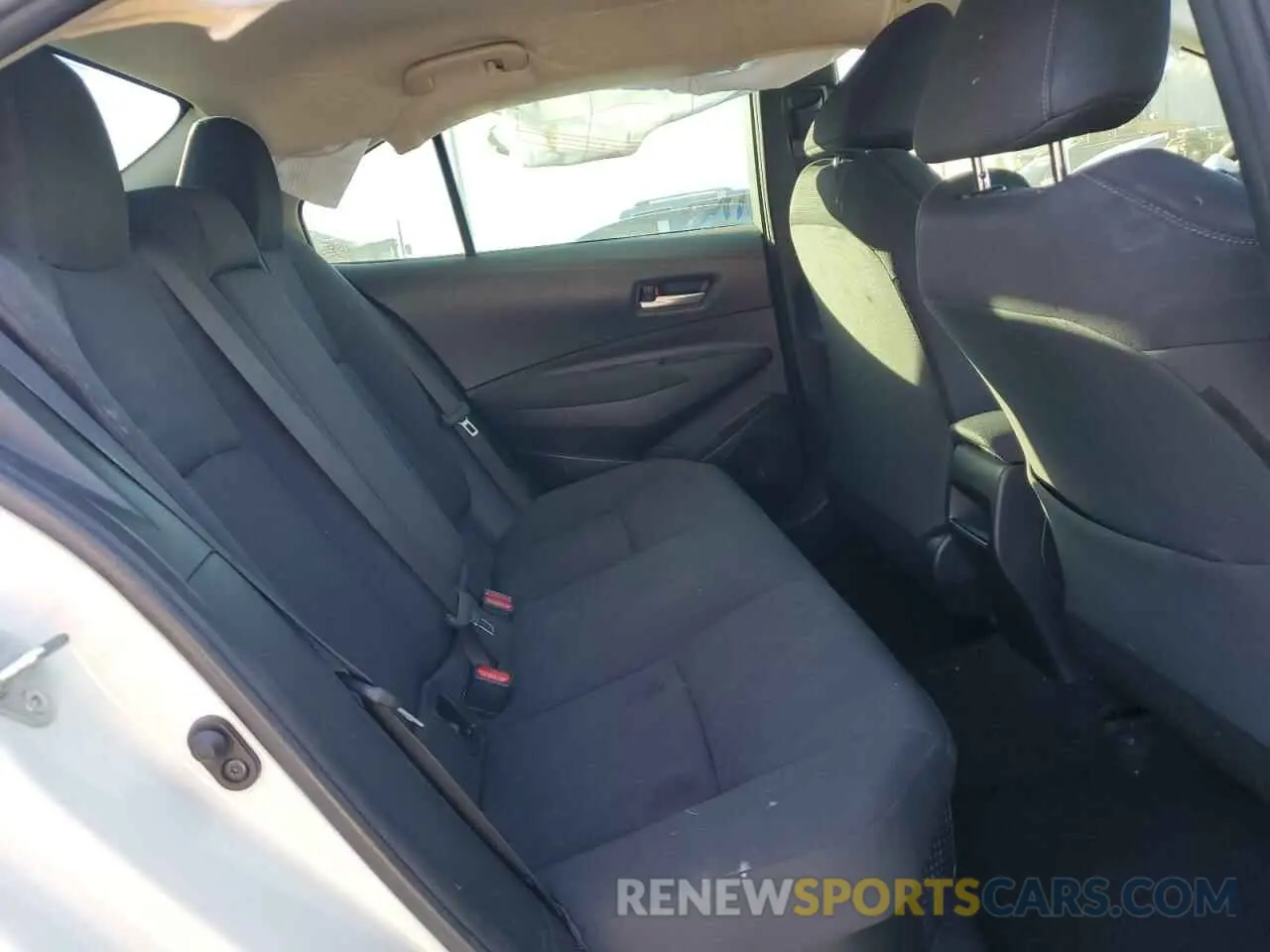 11 fotografías del automóvil dañado JTDEAMDE3MJ007749 TOYOTA COROLLA 2021