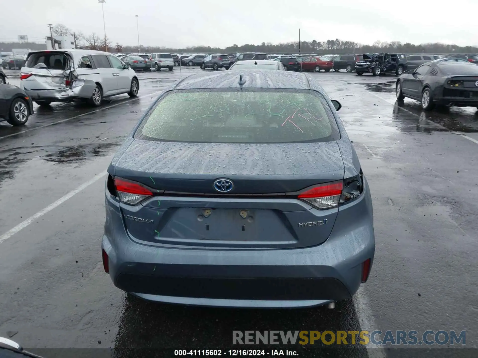 16 fotografías del automóvil dañado JTDEAMDE3MJ009873 TOYOTA COROLLA 2021
