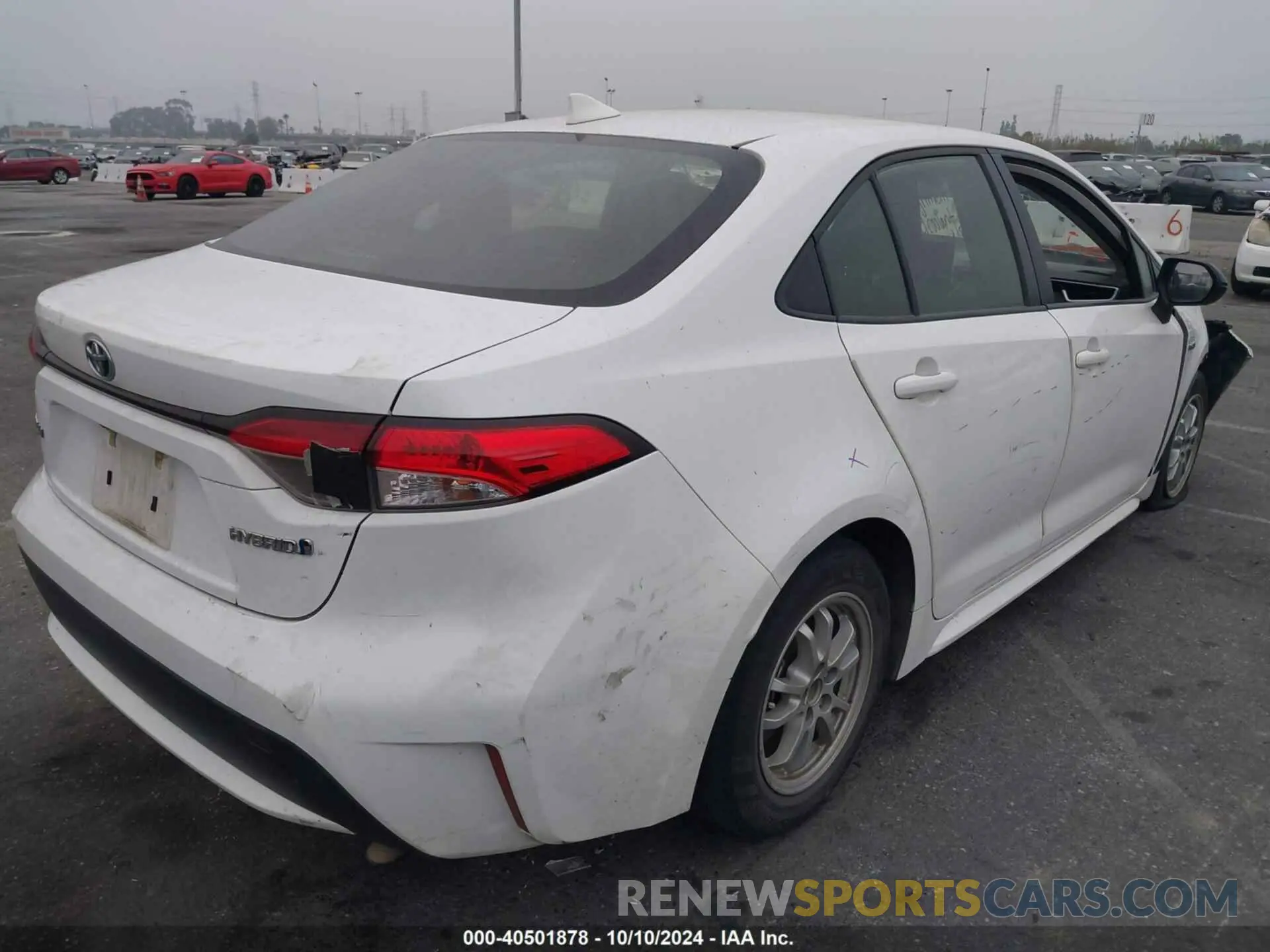 4 fotografías del automóvil dañado JTDEAMDE4MJ000115 TOYOTA COROLLA 2021