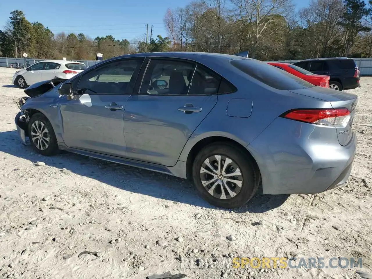 2 fotografías del automóvil dañado JTDEAMDE4MJ000583 TOYOTA COROLLA 2021