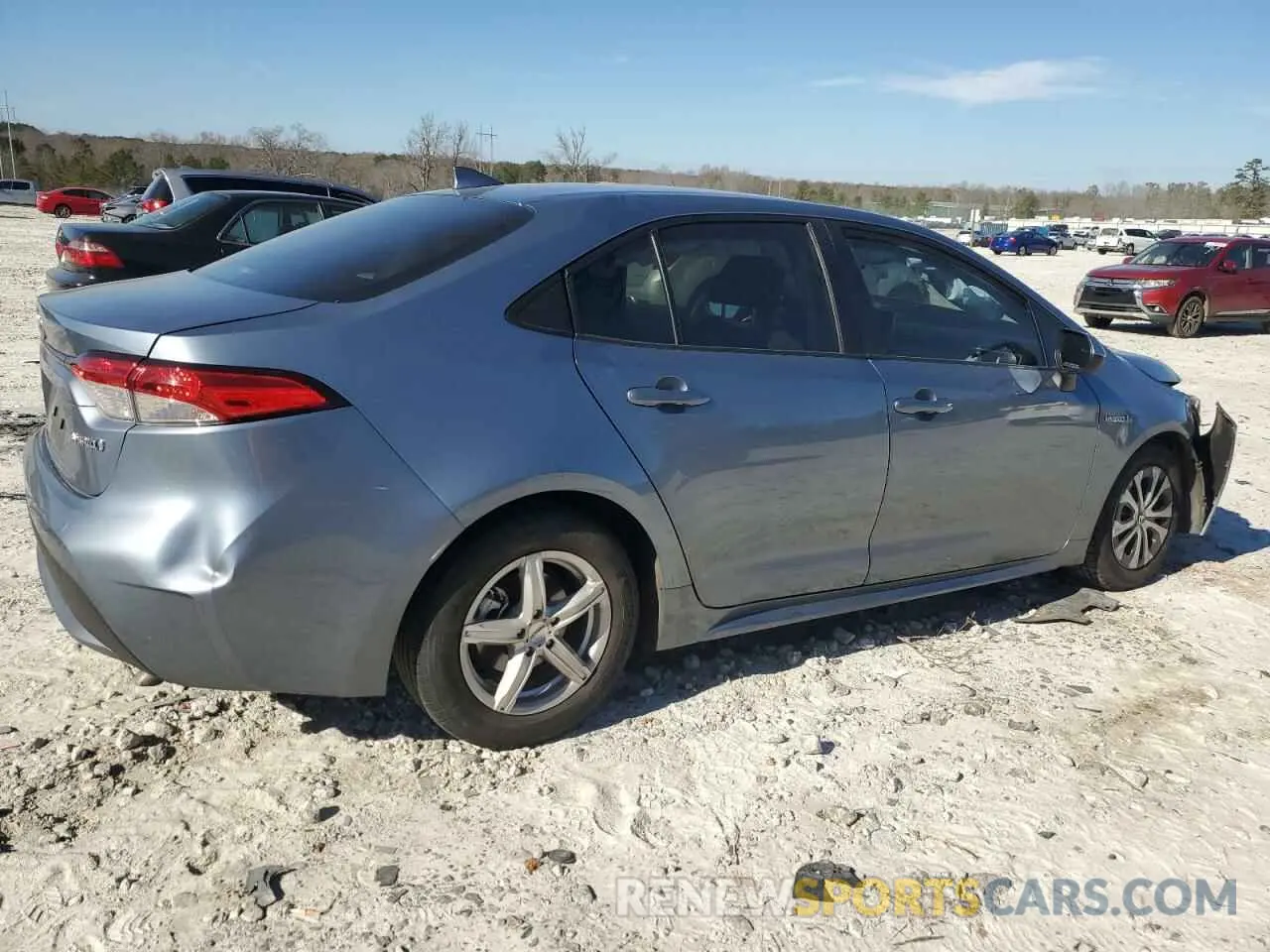 3 fotografías del automóvil dañado JTDEAMDE4MJ000583 TOYOTA COROLLA 2021