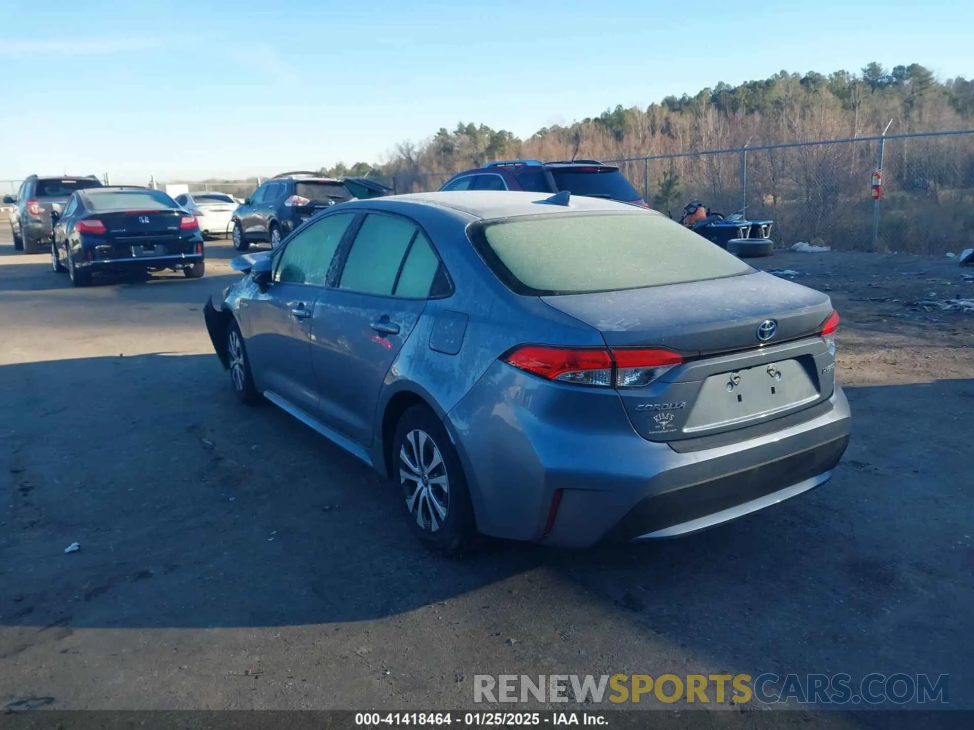 3 fotografías del automóvil dañado JTDEAMDE4MJ008165 TOYOTA COROLLA 2021