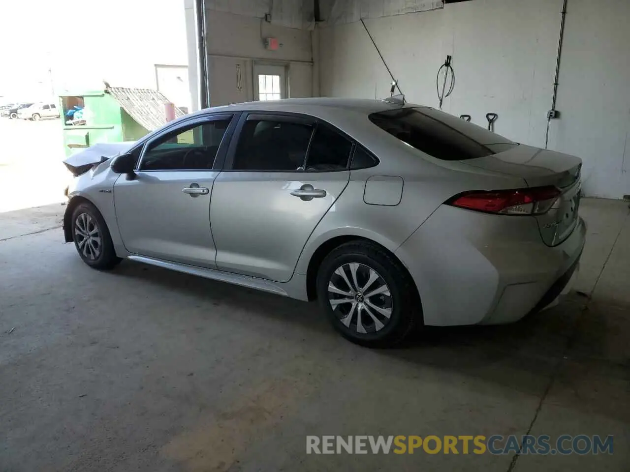 2 fotografías del automóvil dañado JTDEAMDE4MJ018825 TOYOTA COROLLA 2021