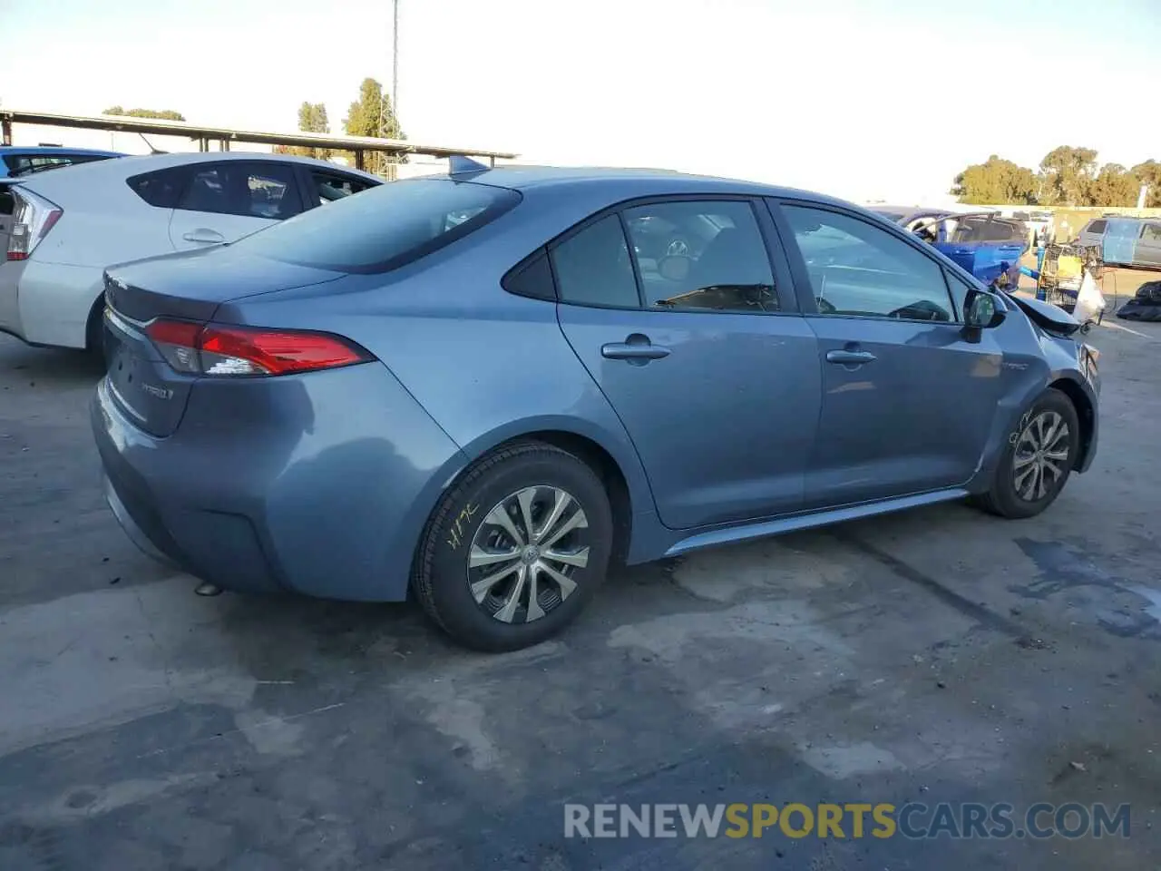 3 fotografías del automóvil dañado JTDEAMDE4MJ027301 TOYOTA COROLLA 2021