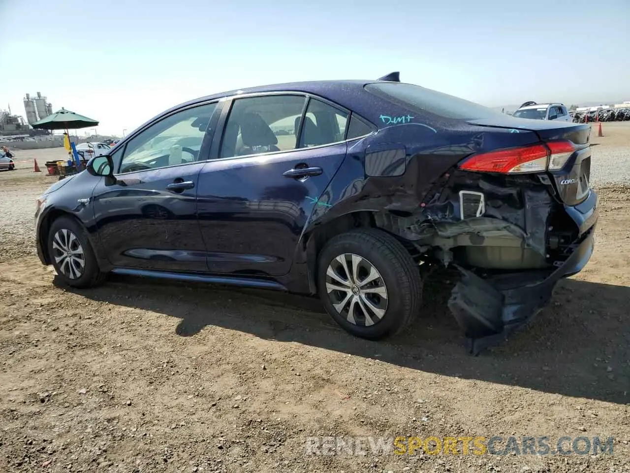 2 fotografías del automóvil dañado JTDEAMDE5MJ008837 TOYOTA COROLLA 2021
