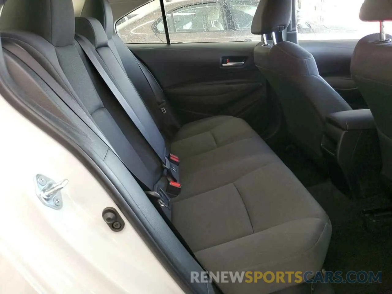 10 fotografías del automóvil dañado JTDEAMDE5MJ031325 TOYOTA COROLLA 2021